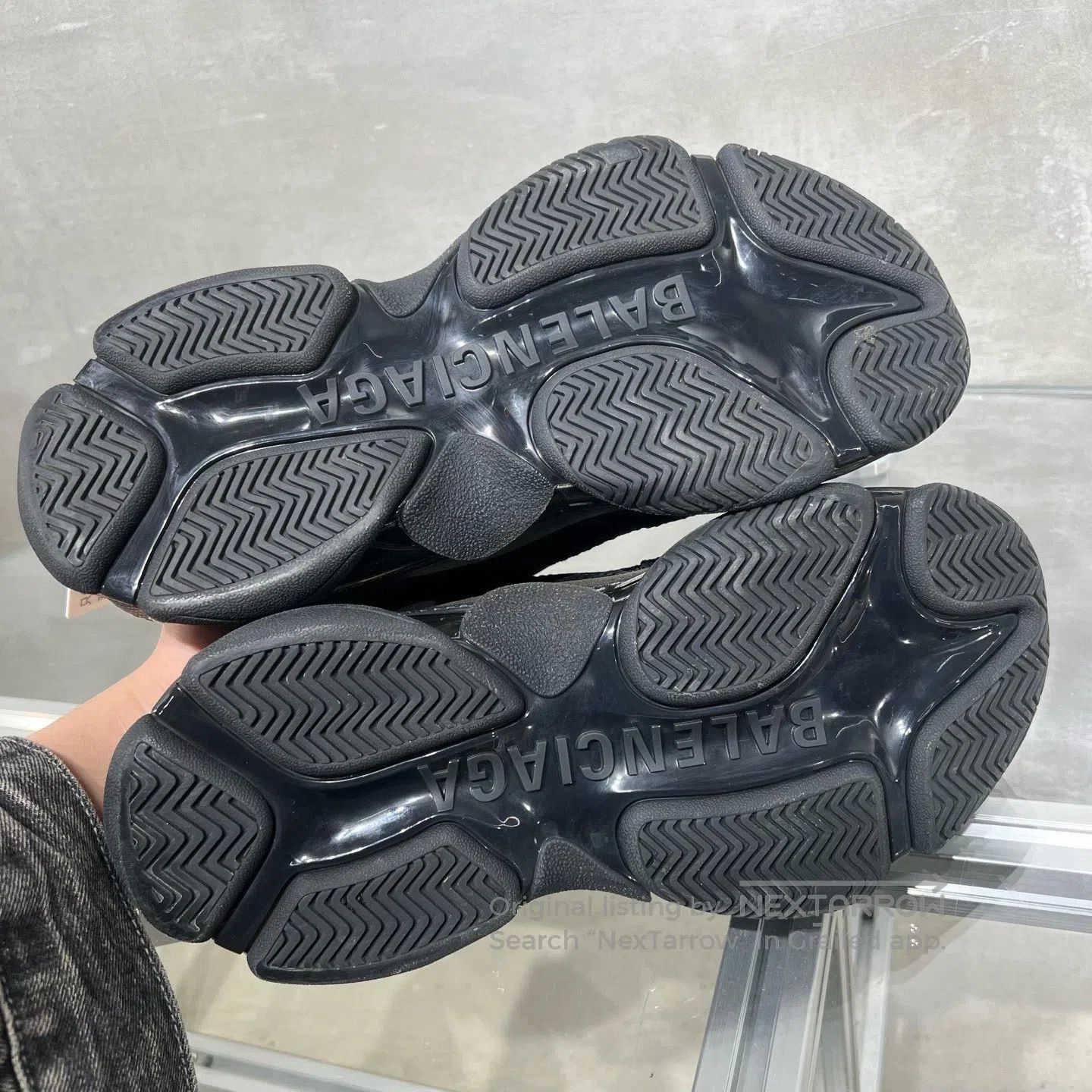 Balenciaga Balenciaga Black vintage dad shoes with a worn-out look Size US 6.5 / IT 36.5 - 7 Thumbnail