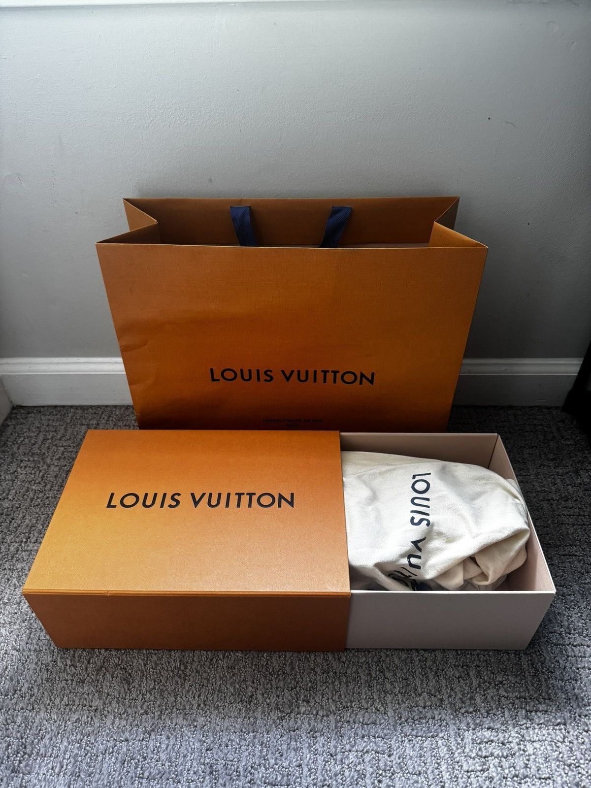 Louis Vuitton Louis Vuitton Pool Pillow Flat Comfort Mule Size US 10 / IT 40 - 9 Thumbnail