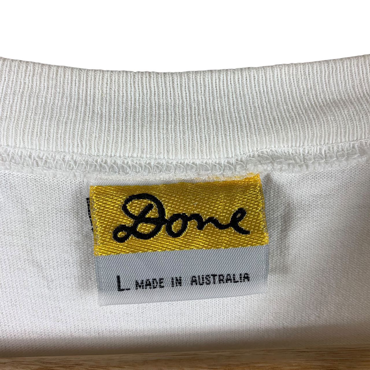 Vintage Vintage KEN DONE Australian down under art tee Size US L / EU 52-54 / 3 - 3 Thumbnail