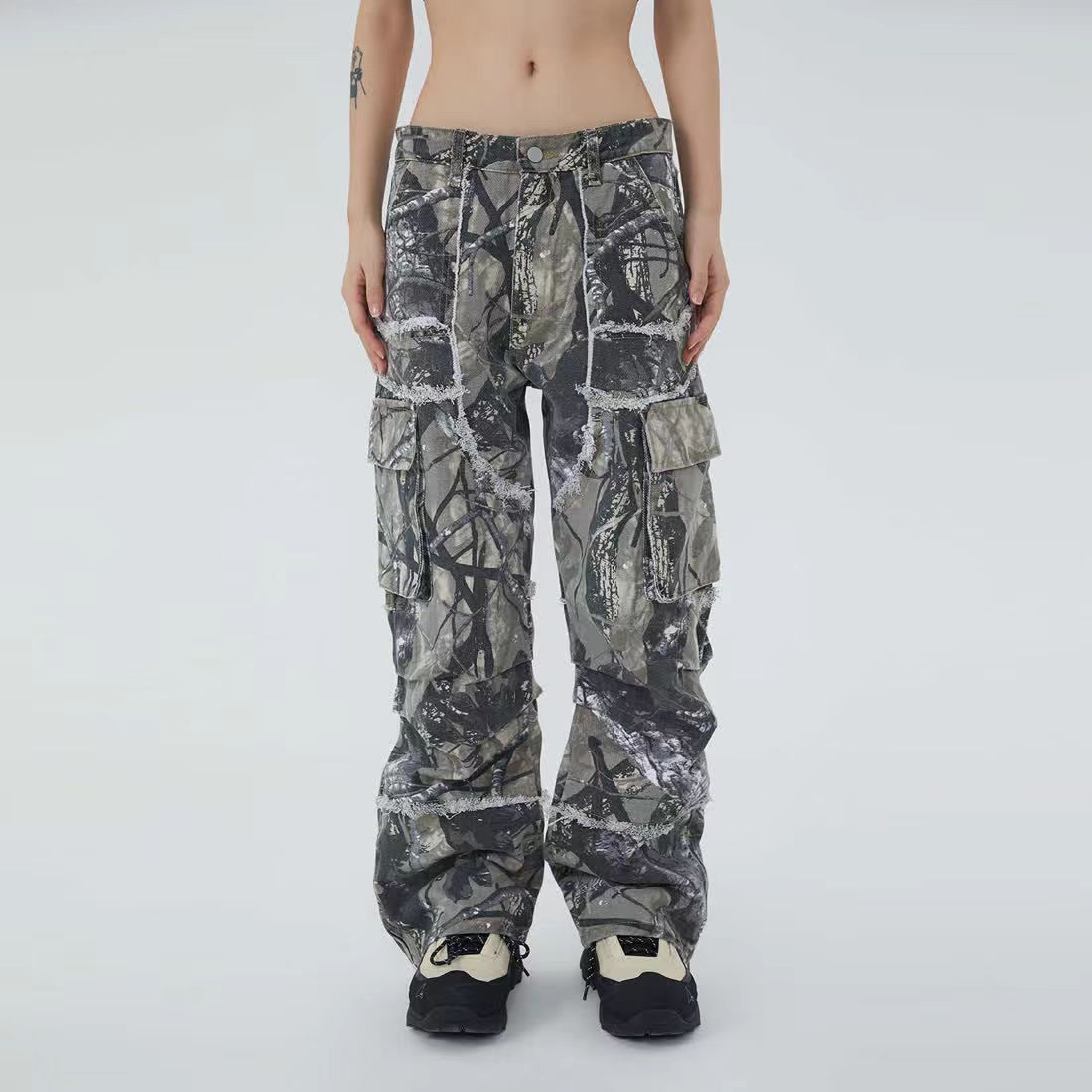 Camouflage distressed straight leg baggy jeans