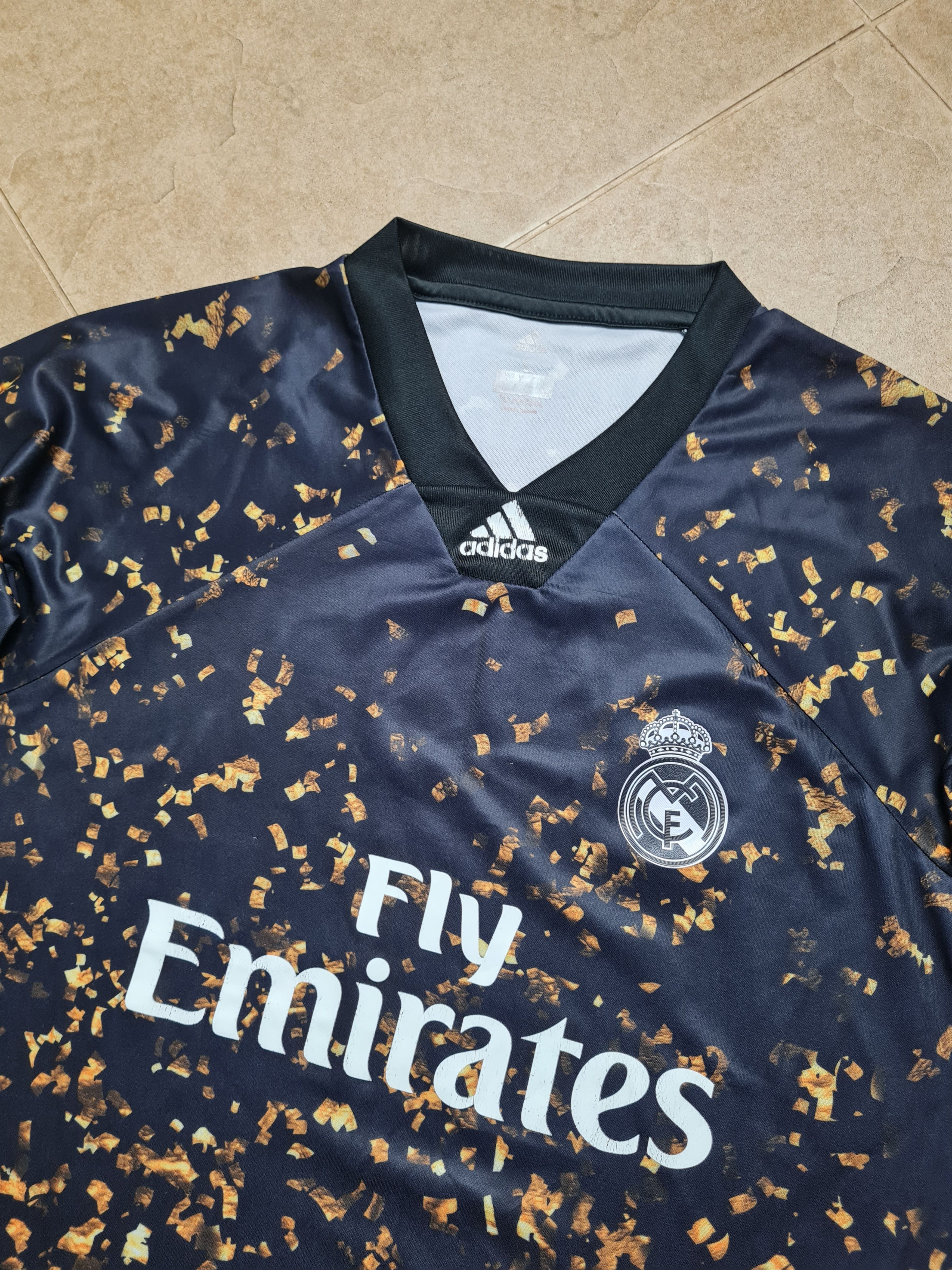 Adidas Real Madrid 2019/2020 EA Sports Fourth Soccer Shirt EJ5563 Size US L / EU 52-54 / 3 - 2 Thumbnail