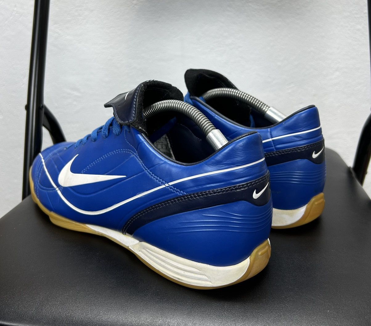 Nike × Vintage Nike Mercurial Vapor R9 TF Football Men’s Vintage Blue 2007 Size US 12 / EU 45 - 4 Thumbnail