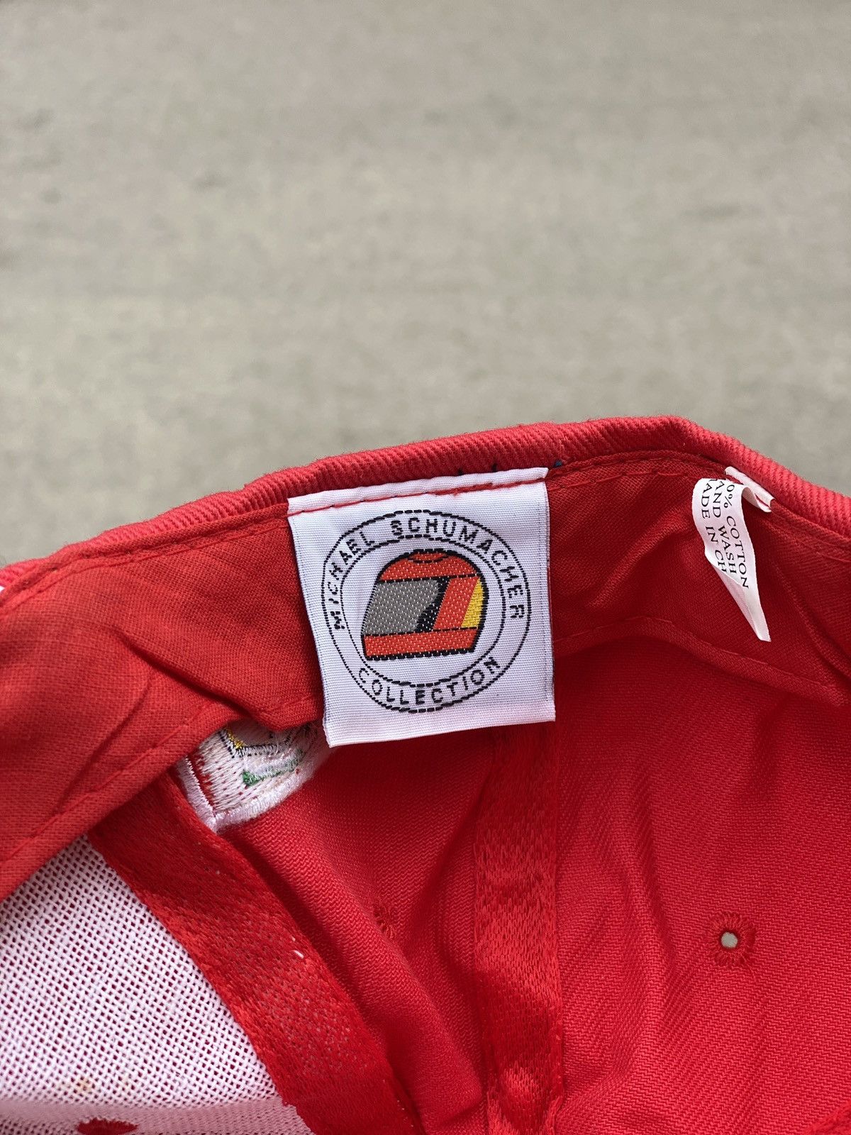 Formula 1 Michael Schumacher F1 World Champion 2000 Ferrari Cap Size ONE SIZE - 5 Thumbnail