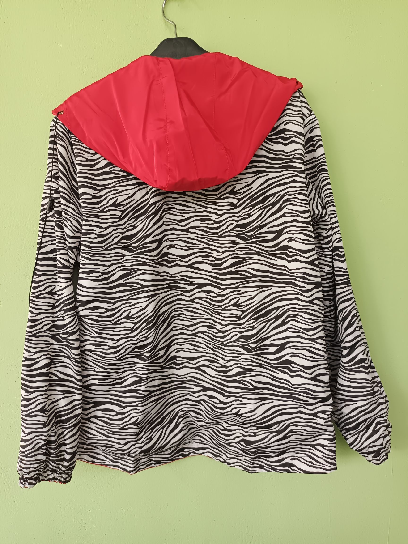 Japanese Brand BIGBANG Reversible Animal Print Wind breaker Zip Hoodie Size US L / EU 52-54 / 3 - 19 Thumbnail
