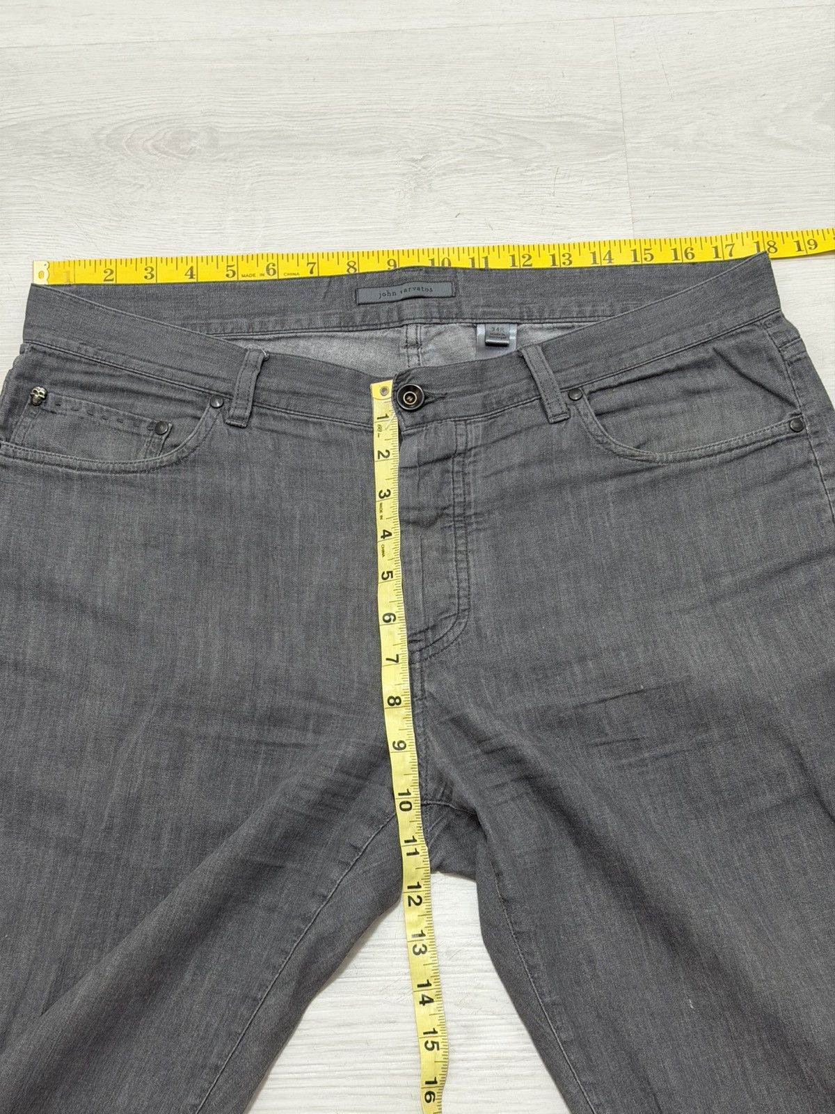 John Varvatos John Varvatos Gray Denim Jeans Size 34R Size US 34 / EU 50 - 10 Thumbnail
