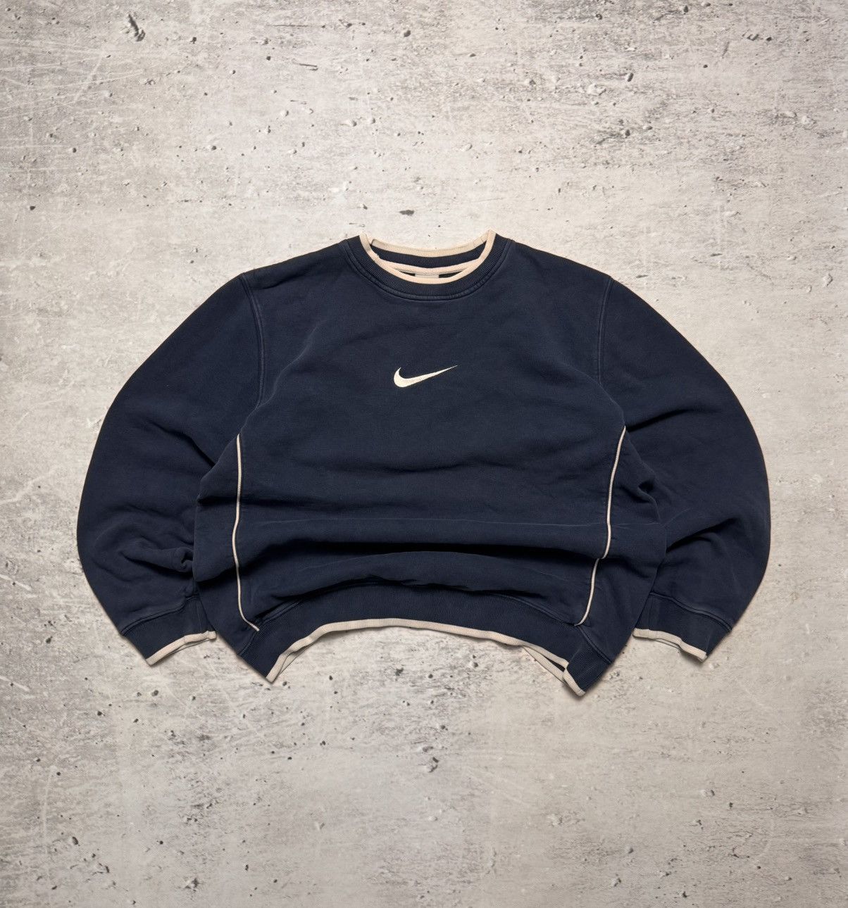 Nike × Vintage NIKE VINTAGE CENTER LOGO OVERSIZE BOXY SWEATSHIRT Size US L / EU 52-54 / 3 - 1 Thumbnail
