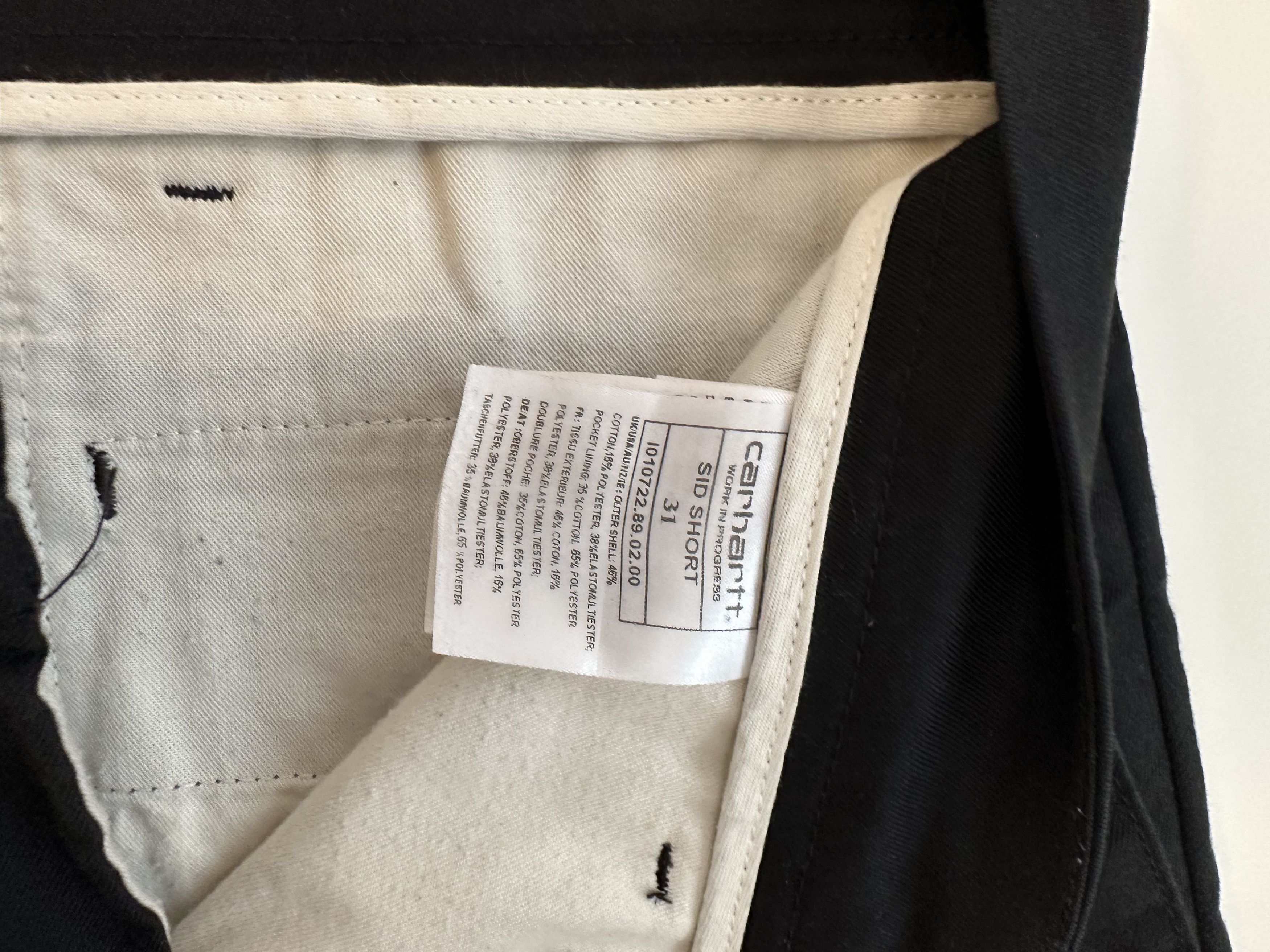 Carhartt × Carhartt Wip Men's shorts in almost new condition Size US 31 - 5 Thumbnail