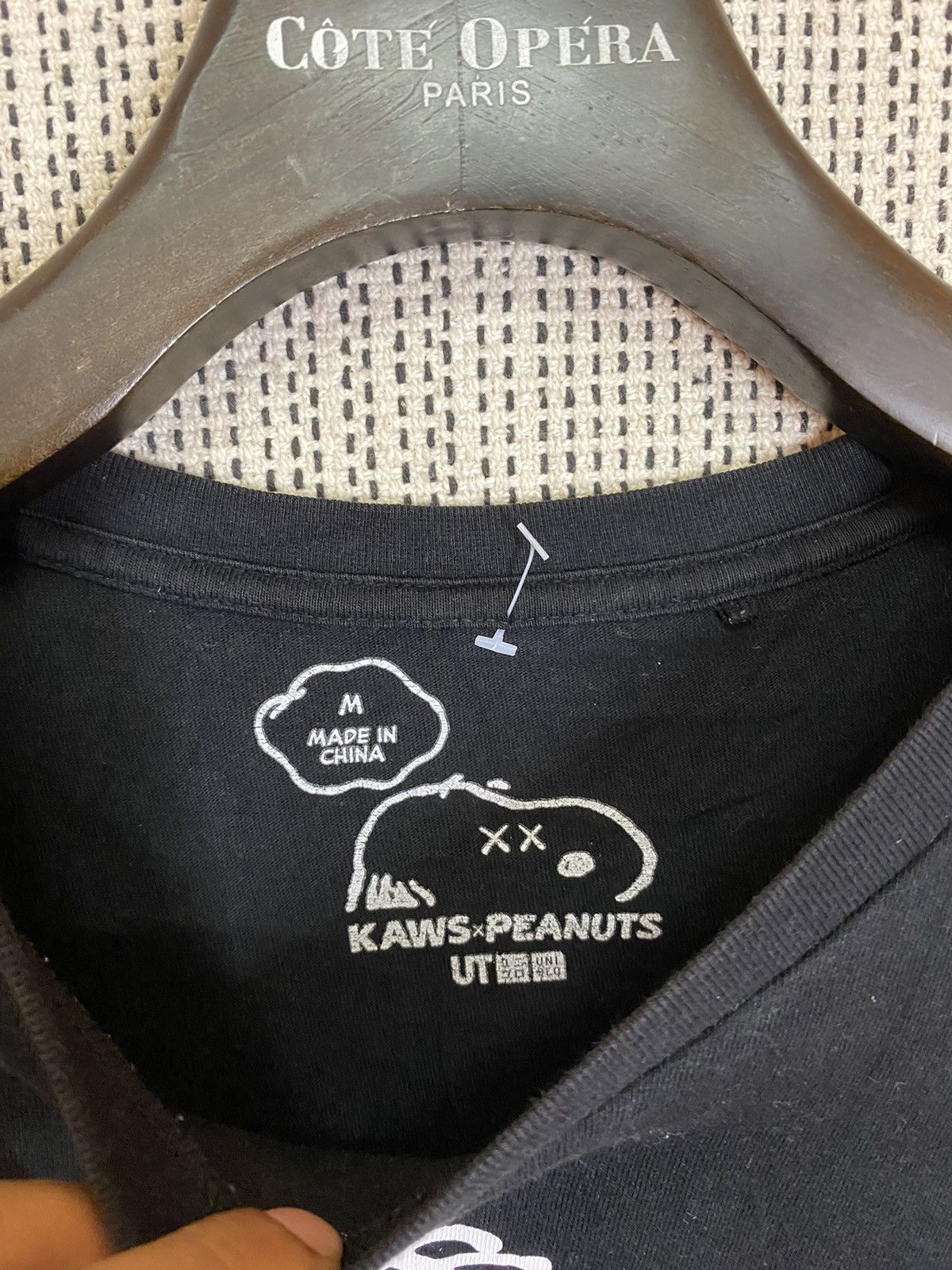 Kaws × Peanuts × Uniqlo 🔥peanuts x kaws x uniqlo tshirt joe kaws nice design Size US M / EU 48-50 / 2 - 3 Thumbnail