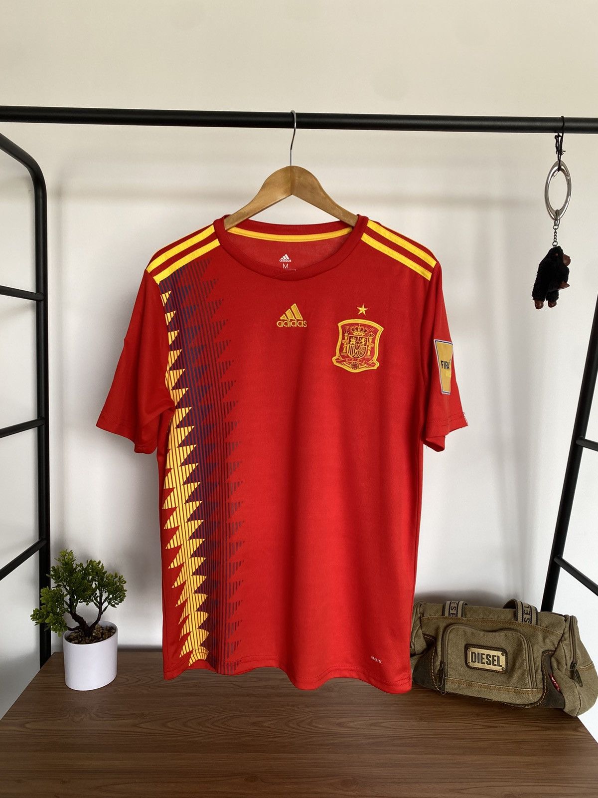 Adidas Adidas Spain 2018 Fifa World Cup Russia 2018 Size US M / EU 48-50 / 2 - 1 Thumbnail