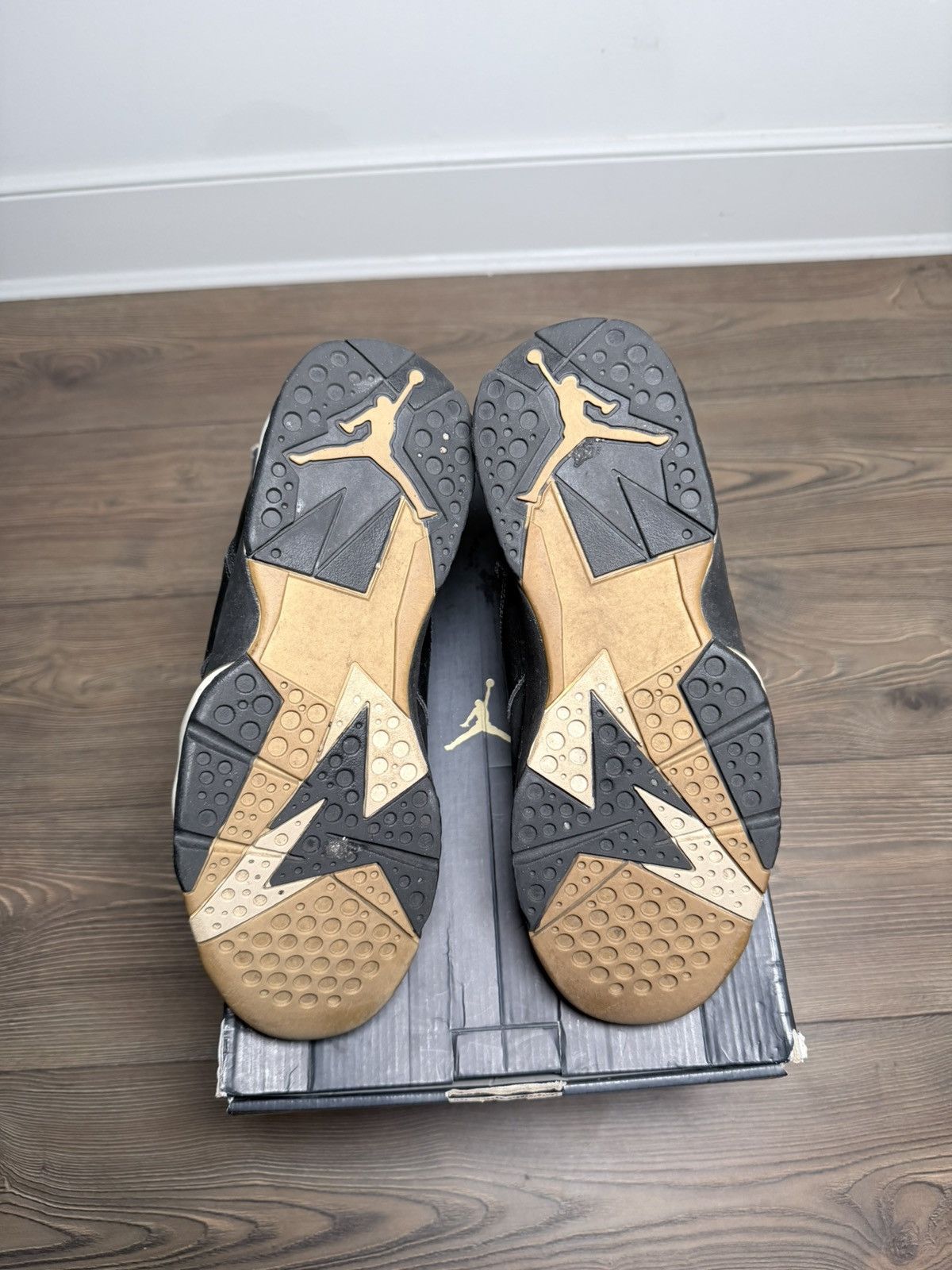 Jordan Brand Air Jordan 6 & 7 “Golden Moments Pack” GMP – Size 10.5 Size US 10.5 / EU 43-44 - 15 Thumbnail