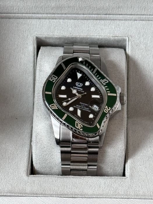 Laarvee Laarvee PEA-001 Green Dial Black Face | Grailed