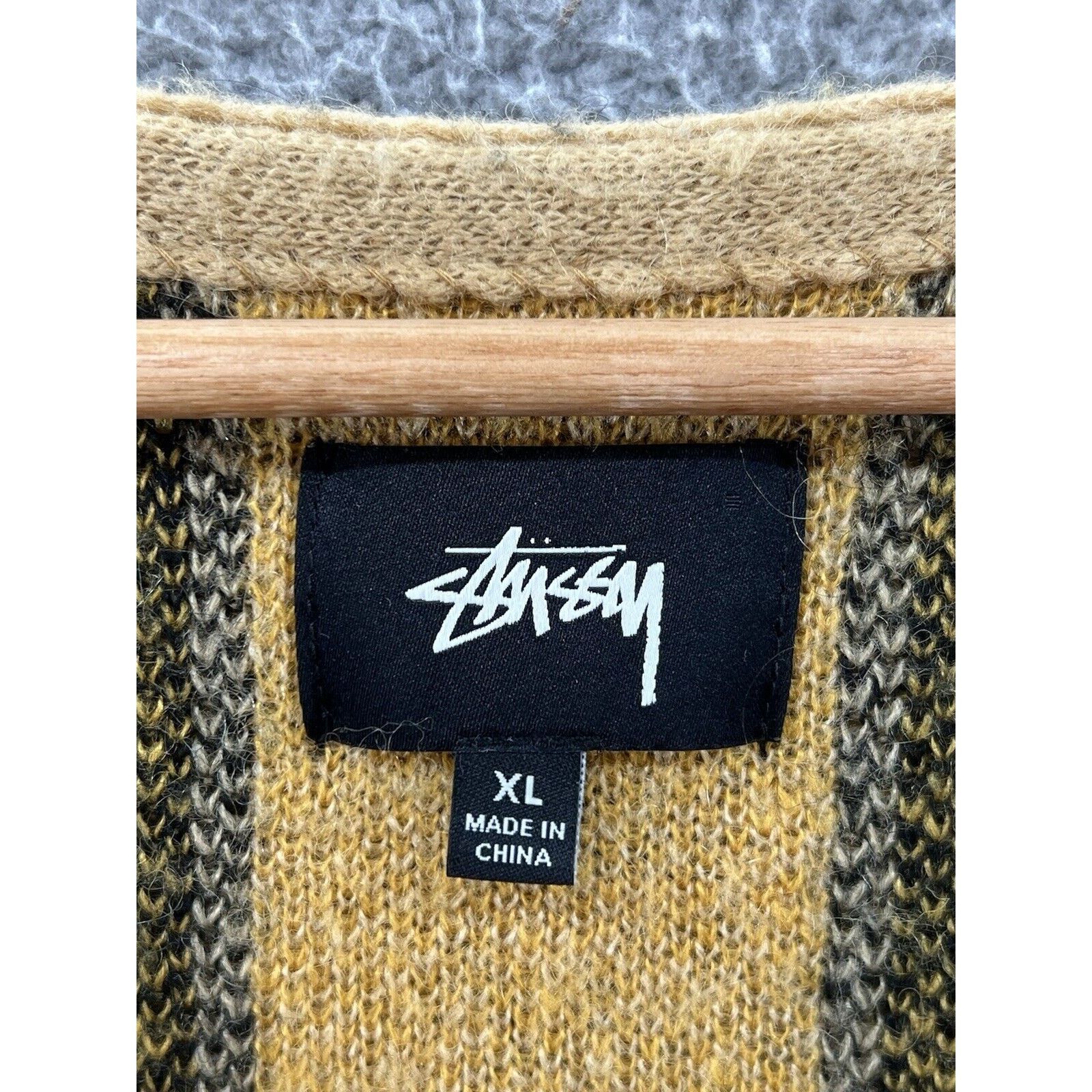 Other Stussy Vertical Striped Gold Black Cardigan Men’s Size XL Size US XL / EU 56 / 4 - 3 Thumbnail