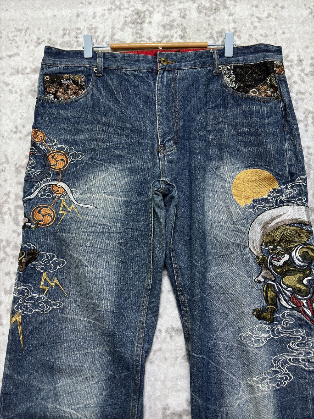 Japanese Brand Fugutaiten Y2K Japanese Embroidered Denim Fujin Raijin Size US 38 / EU 54 - 3 Thumbnail