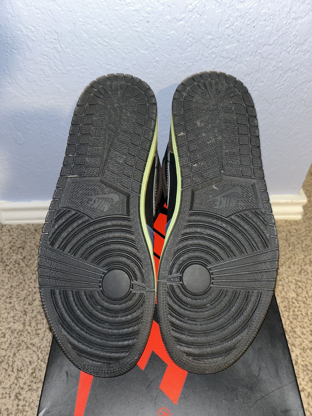 Jordan Brand Jordan 1 “Biohack” Size 10 Size US 10 / EU 43 - 5 Thumbnail