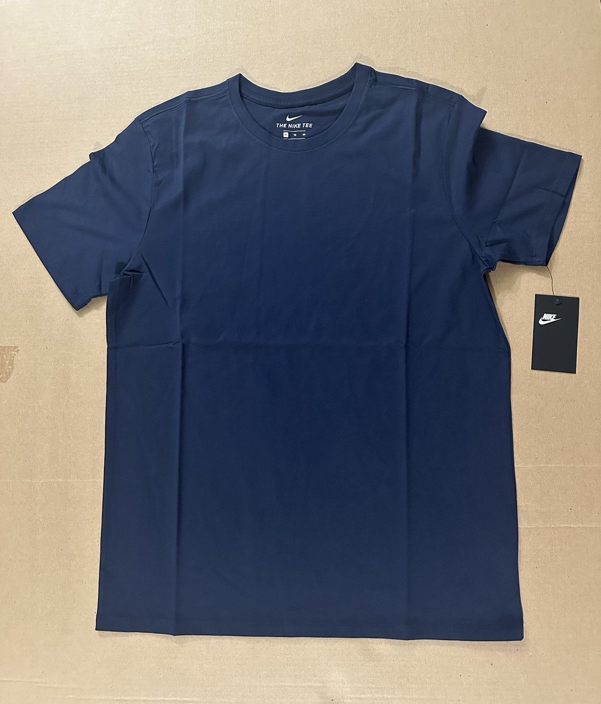 Nike Nike blank tees 10 pack Size US L / EU 52-54 / 3 - 1 Preview