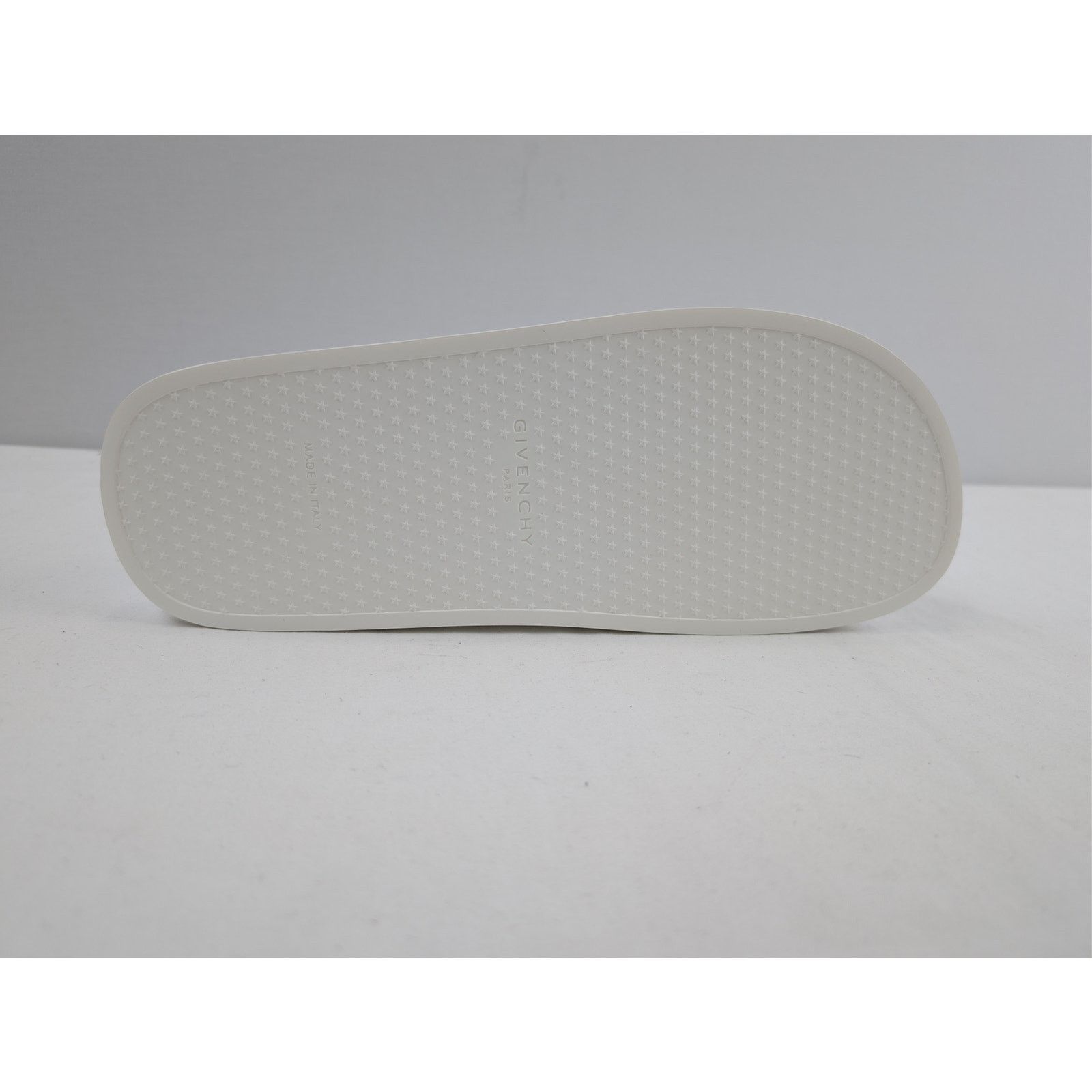 Givenchy o1rshd1 Q:3 / Slides Sandals Slipper in White Size US 11 / EU 44 - 9 Thumbnail
