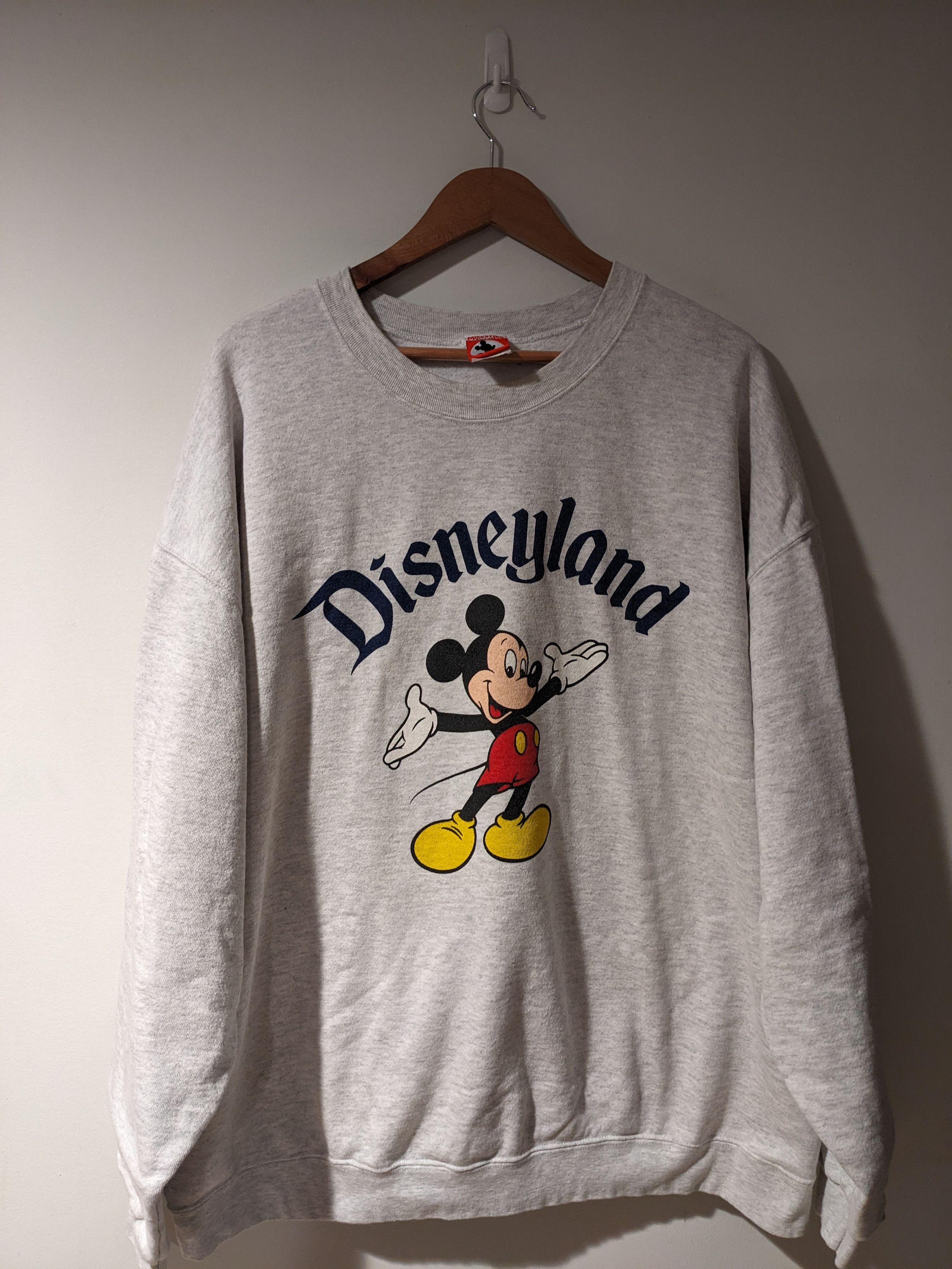 Vintage Vintage 90s Disneyland Arch Logo Mickey Mouse XXL Sweatshirt ...