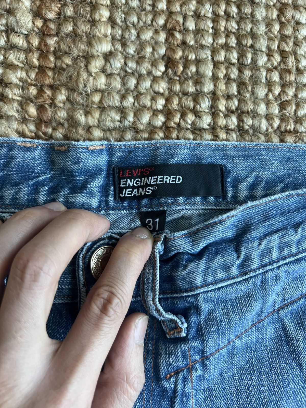 Levi's Levis Engineered Jeans Rare Pocket Design sz 31 Actual 31x34 Size US 31 - 7 Thumbnail