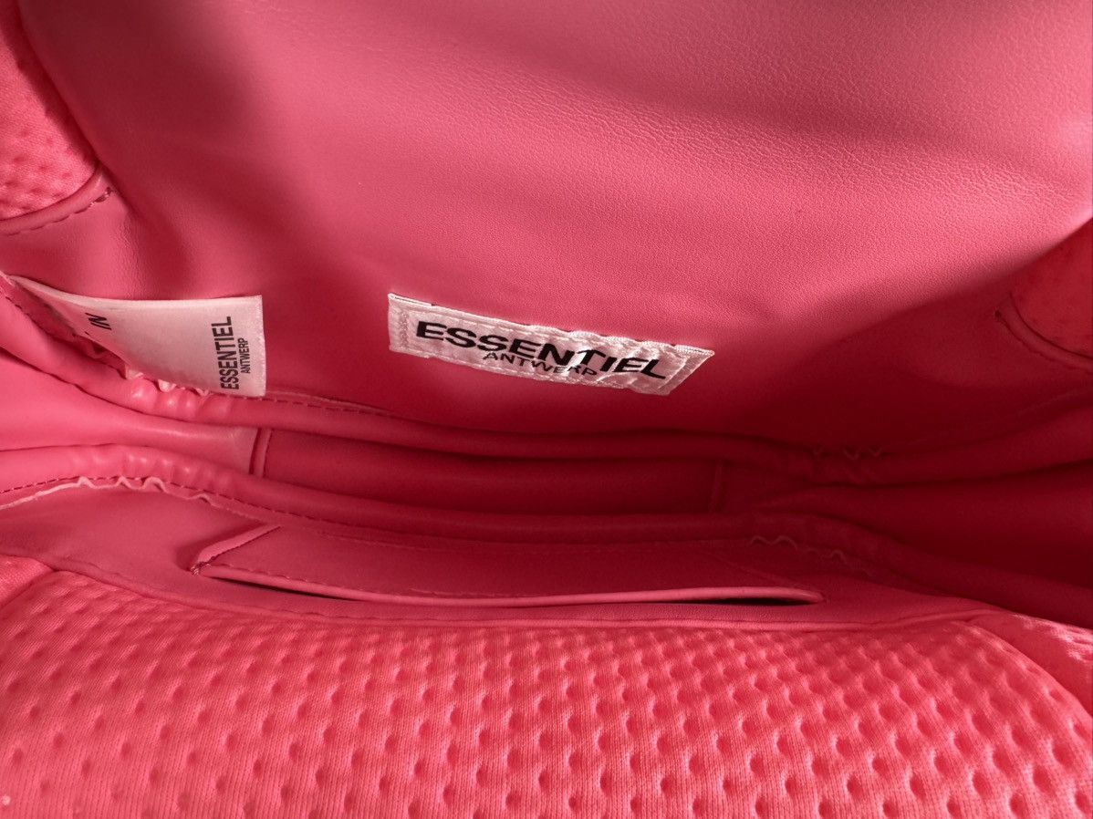 Essentiel Antwerp Essentiel Antwerp Zippotaumus Puffy Crossbody Size ONE SIZE - 2 Thumbnail