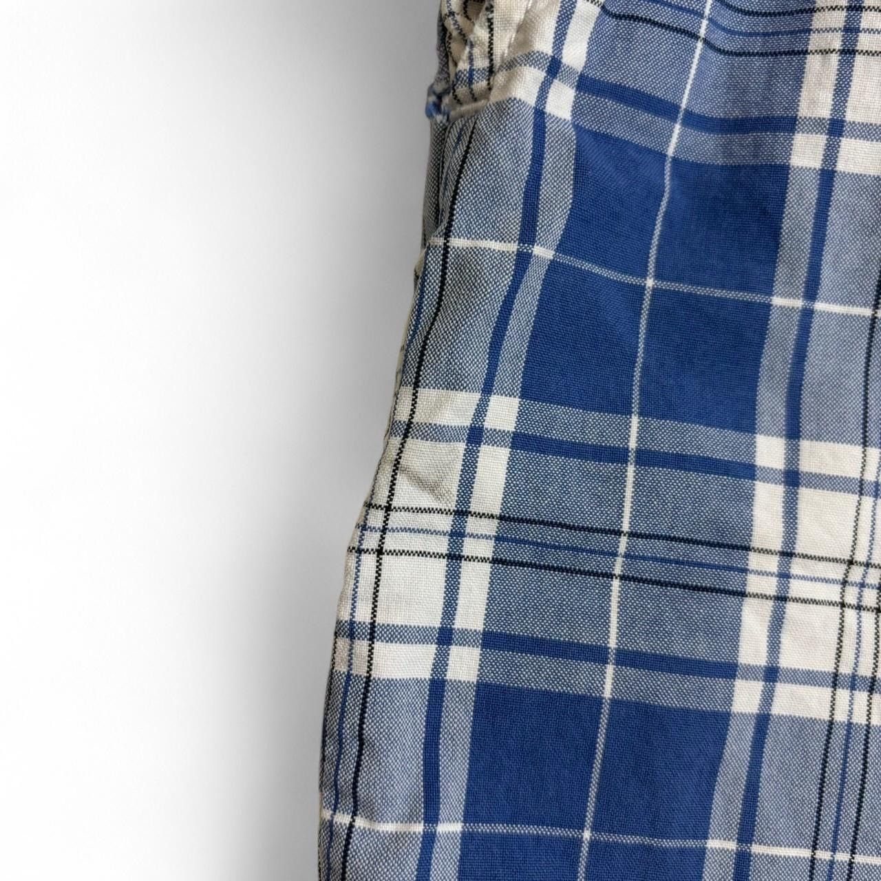 Tommy Hilfiger × Vintage Vintage Style Tommy Hilfiger Plaid Blue Shorts Size US 35 - 2 Thumbnail