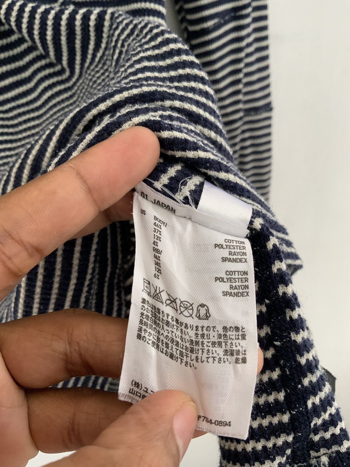 Japanese Brand Uniqlo undercover Stripe Long Sleeve Shirt Size US M / EU 48-50 / 2 - 13 Thumbnail