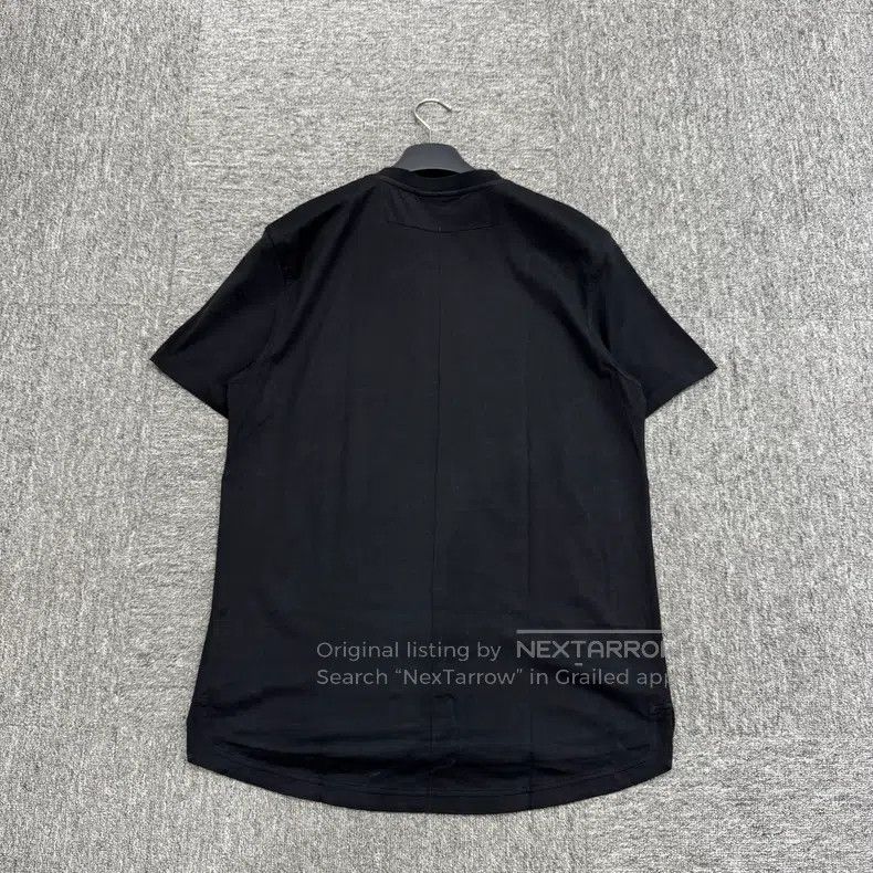 Givenchy Givenchy Robot Printed Short Sleeve Size: L Size US L / EU 52-54 / 3 - 5 Thumbnail