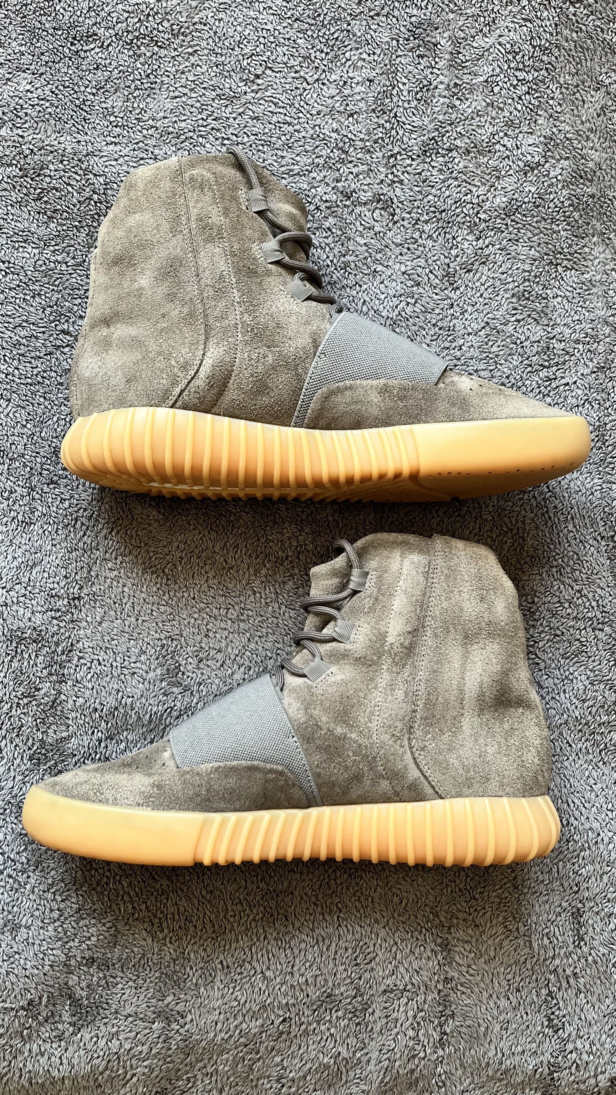 Yeezy Yeezy 750 Light Grey Gum Glow In The Dark Size US 9 / EU 42 - 3 Thumbnail