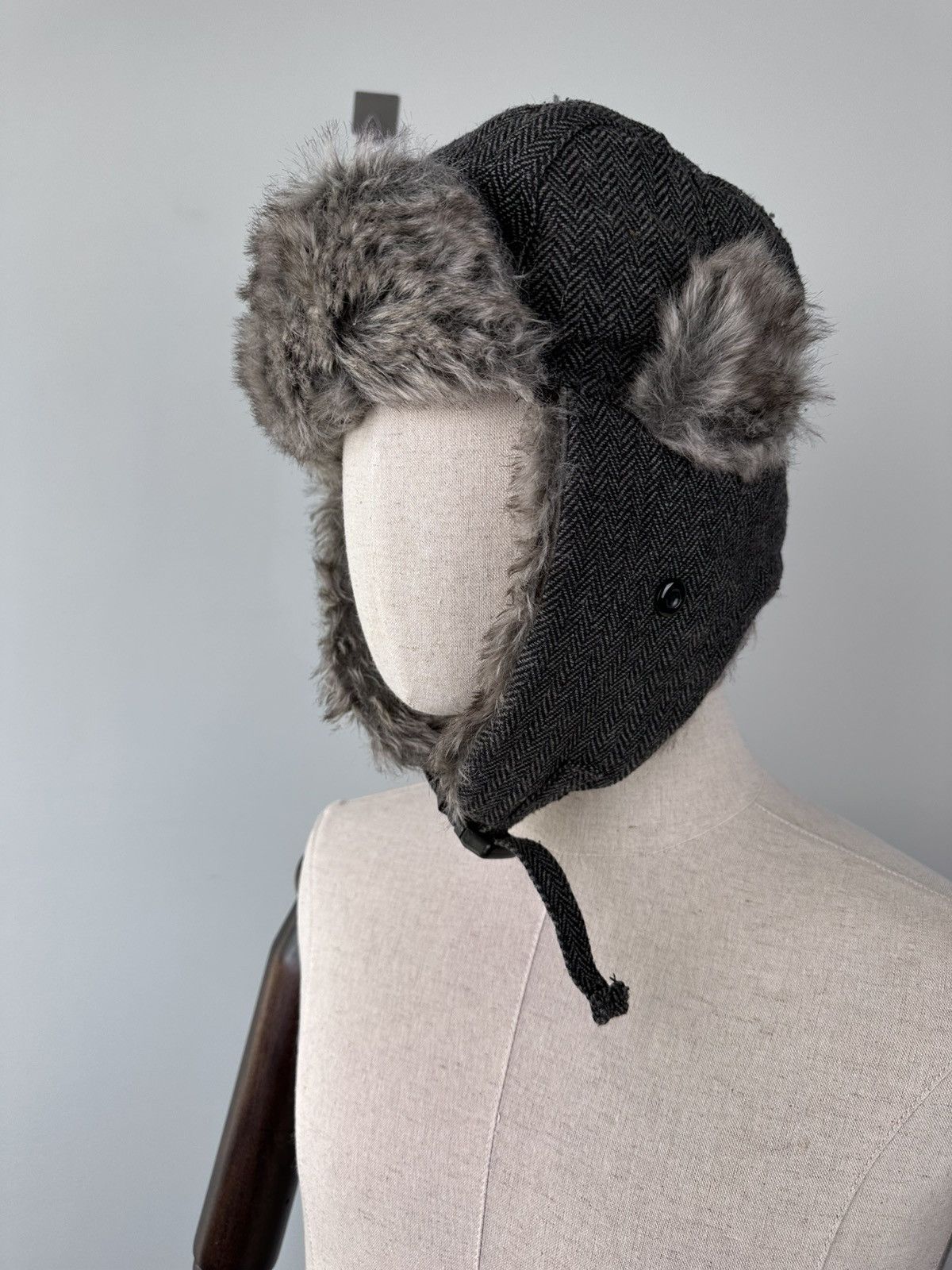 Vintage Vintage Y2k Ushanka Fur Faux Fuzzy Hat If Six Was Nine Size ONE SIZE - 1 Thumbnail