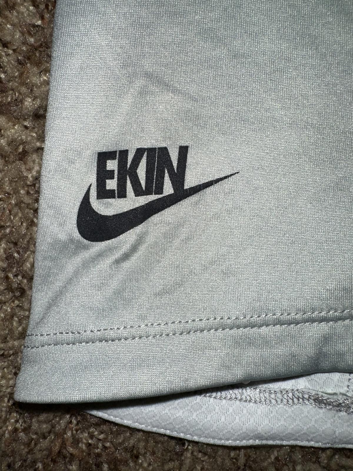Nike Employee Exclusive Rare Nike Men's Momentum Fly UV Reveal EKIN Golf Polo Shirt Size US M / EU 48-50 / 2 - 4 Thumbnail