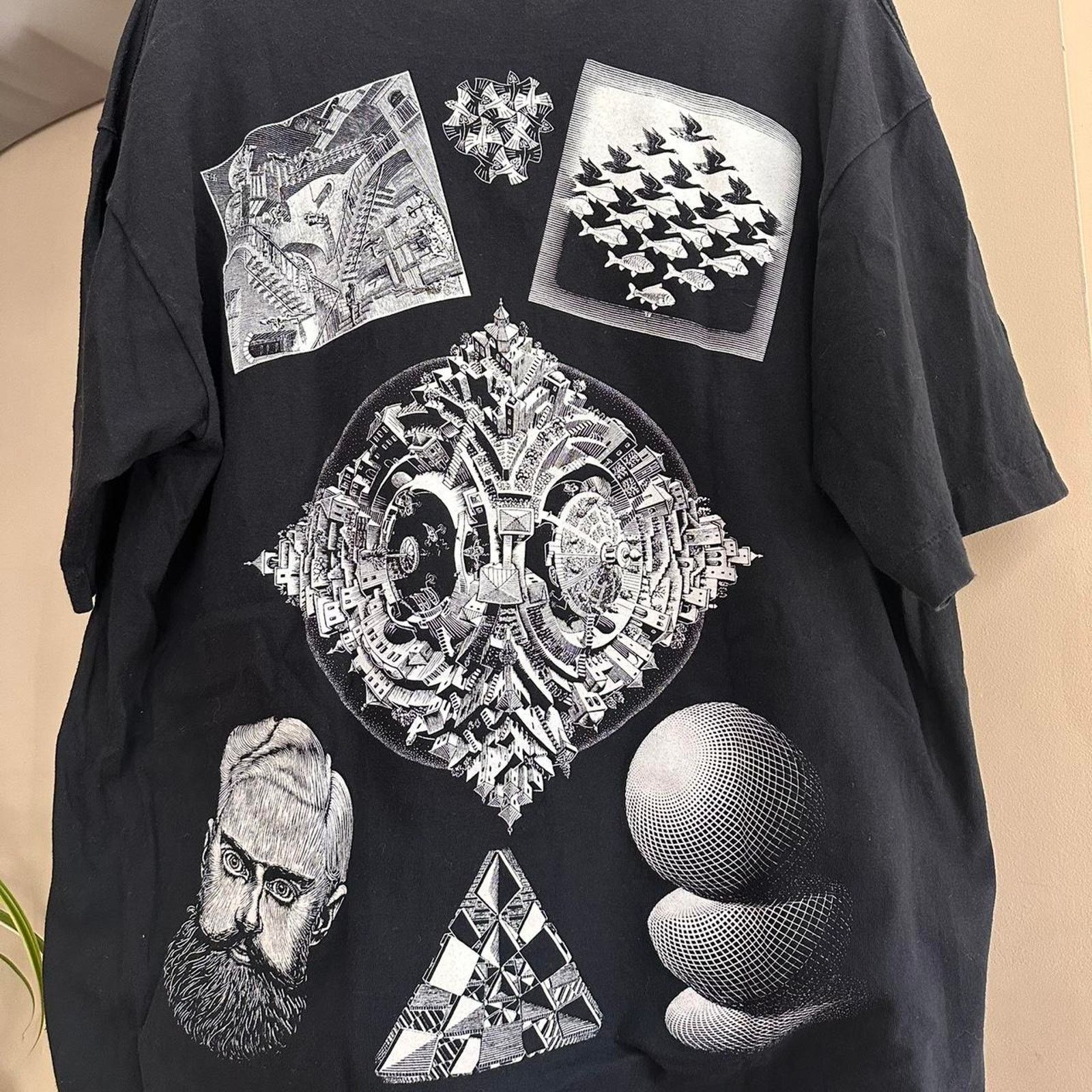 Vintage Vintage 1990s MC Escher AOP Art Shirt Size US XL / EU 56 / 4 - 6 Thumbnail
