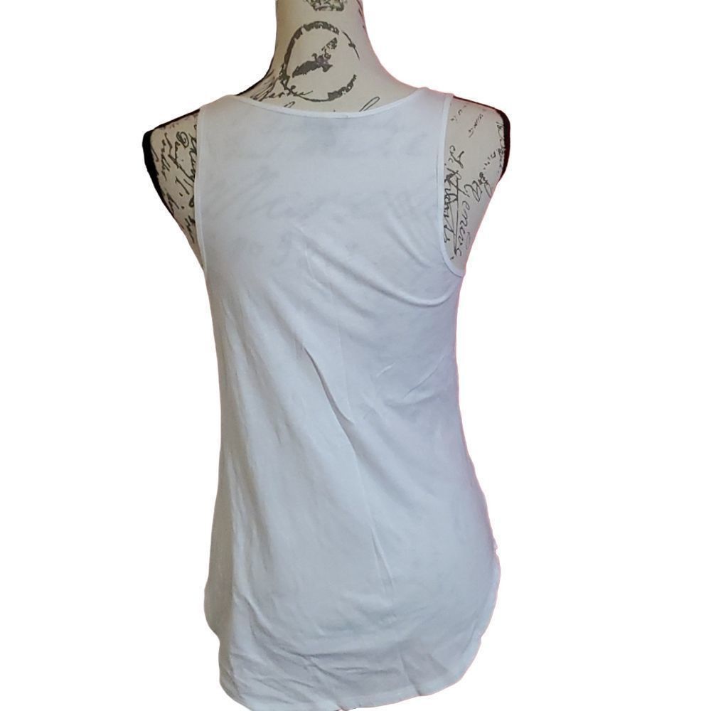 Express Express Ladies Size Small White Tank with Silver Sequins and Size S / US 4 / IT 40 - 4 Thumbnail