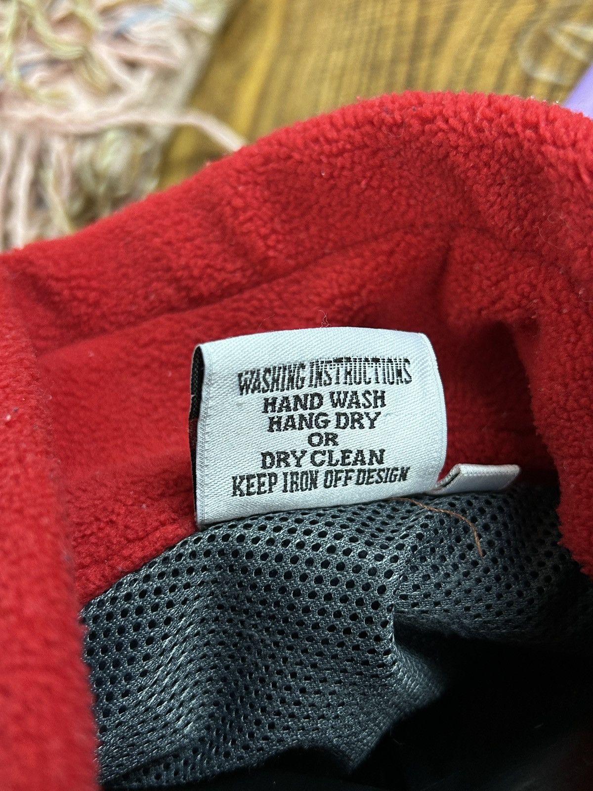 Fubu 00s Vintage Fubu Collection 05 Fleece Jacket Red Size L Size US L / EU 52-54 / 3 - 12 Thumbnail