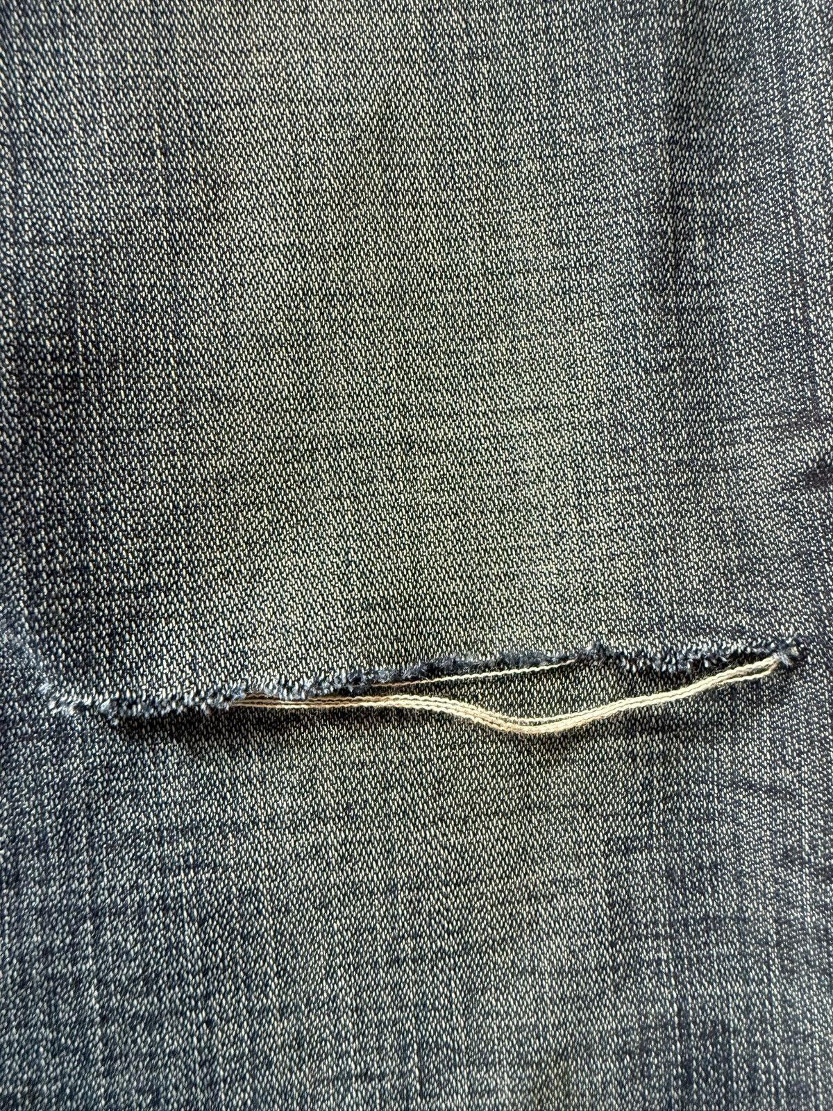 Banana Republic Vintage Banana Republic Faded Wash Distress Flare Jeans Size US 33 - 3 Thumbnail
