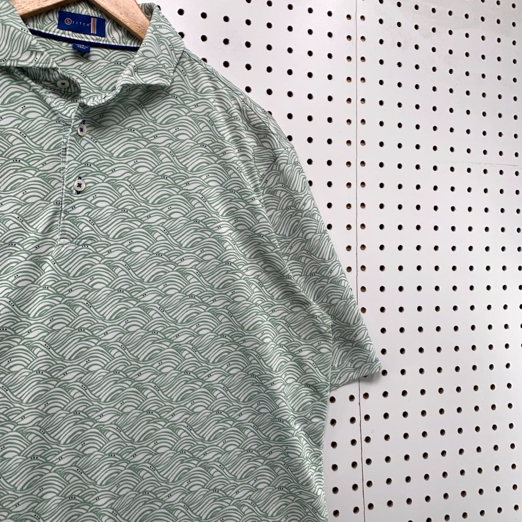 Vintage Stitch Polo Golf Shirt Mens Large Beige White All Over Graphic Polyester Peru Size US L / EU 52-54 / 3 - 6 Thumbnail