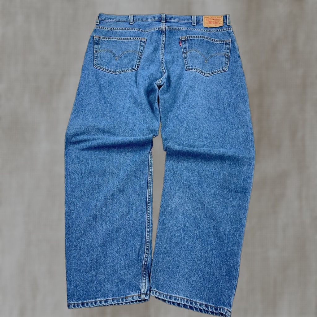 Levi's VINTAGE Levi's 550 Jeans Men's 42x32 Relaxed Fit Straight Leg Blue Y2K Grunge Size US 42 / EU 58 - 1 Thumbnail