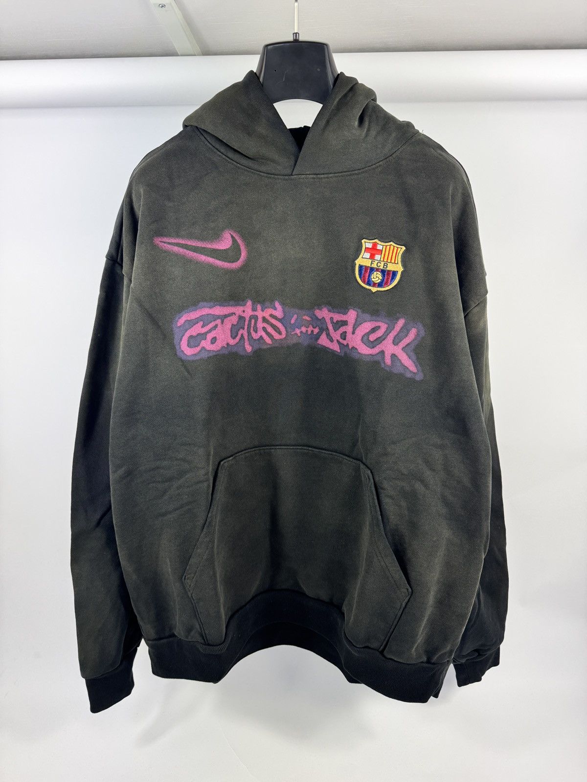 トップス Travis Scott Nike FC Barcelona Hoodie Travis Scott Cactus Jack X Nike X FC Barcelona Brown And