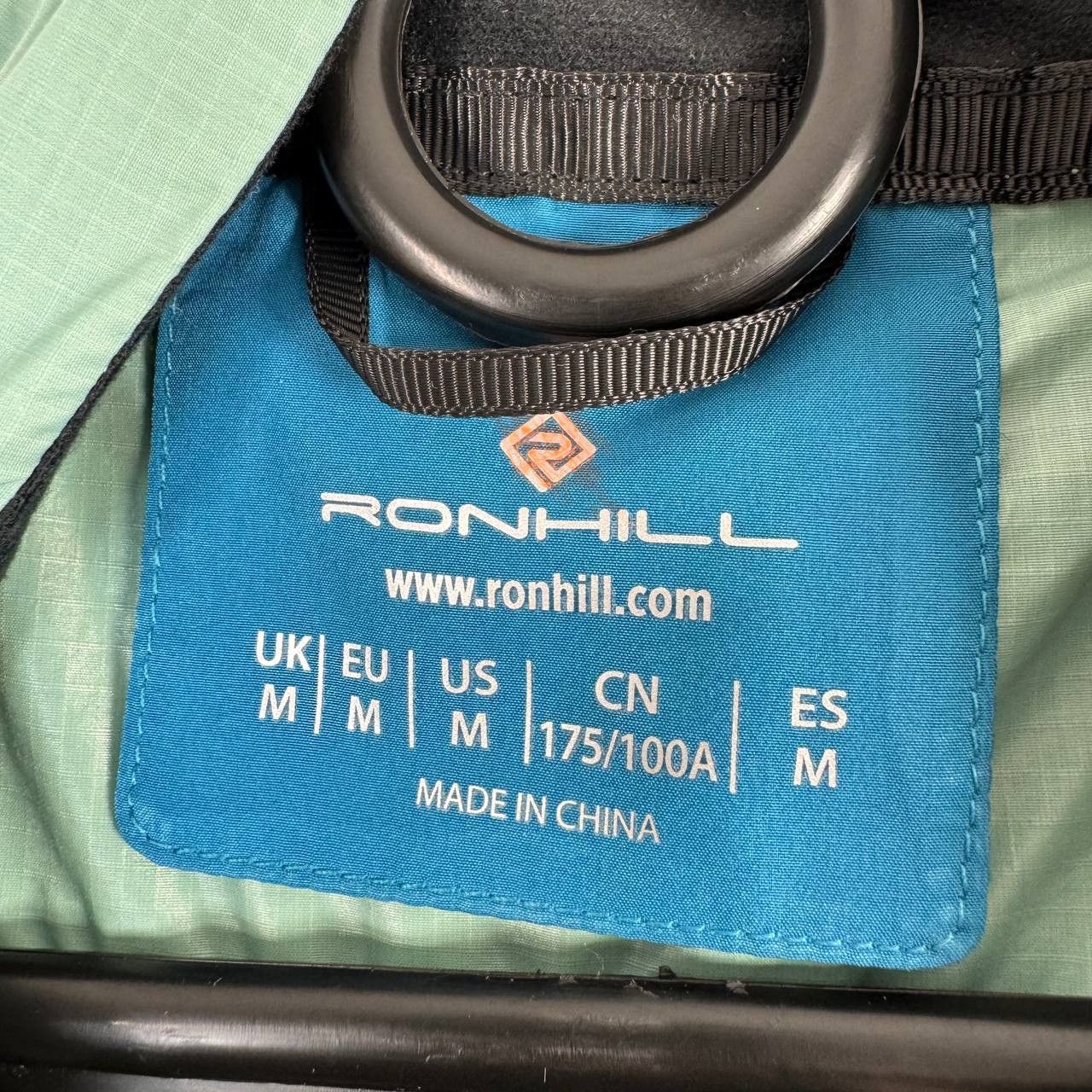 Other Ronhill Running Vest Green Full Zip Sleeveless Mens Size M Size US M / EU 48-50 / 2 - 4 Thumbnail