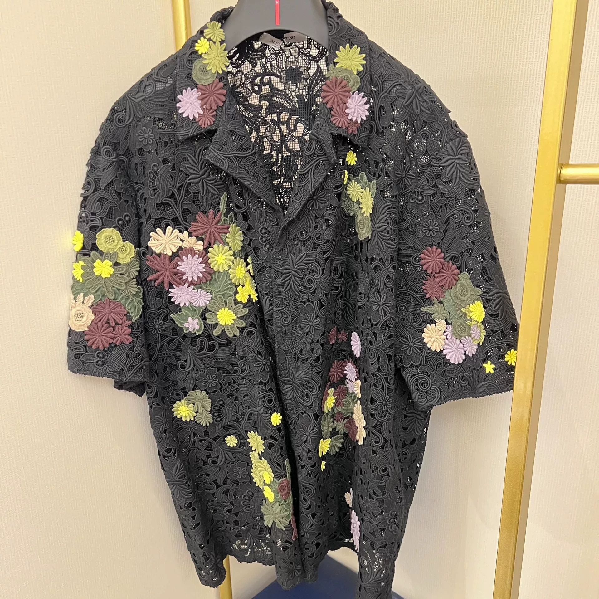Valentino Valentino Floral Embroidery Short-Sleeve Shirt Size US M / EU 48-50 / 2 - 1 Thumbnail