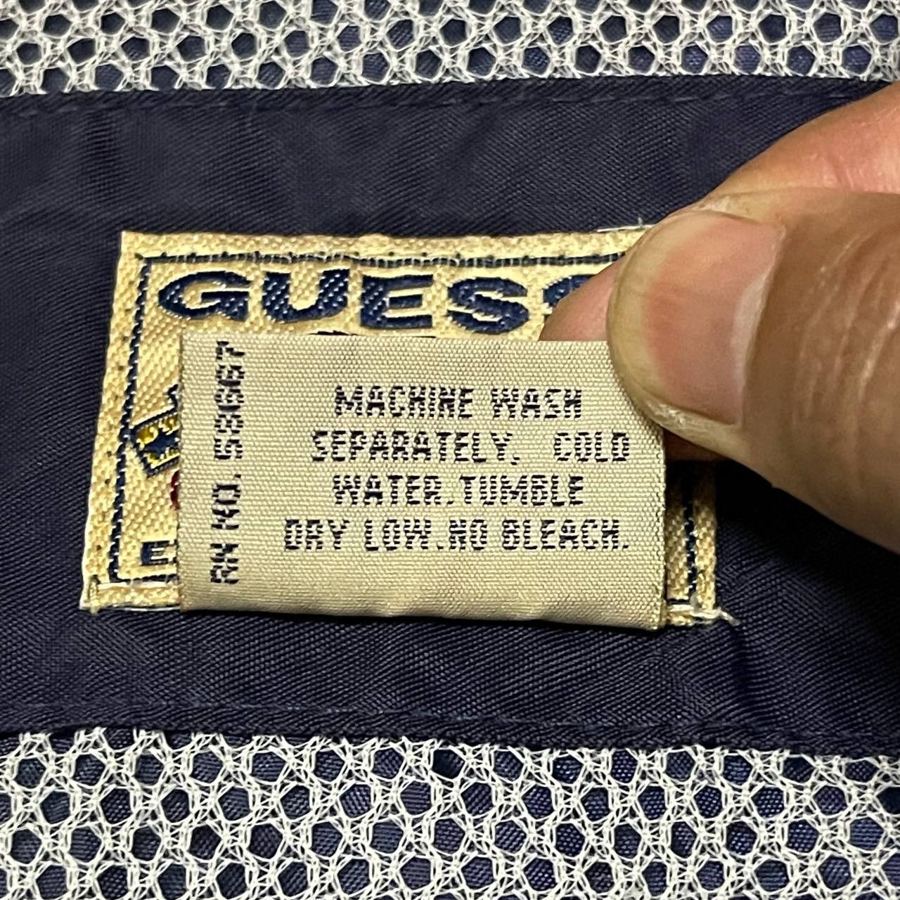 Guess Vintage 90's Guess Jeans Nylon Jacket Size US L / EU 52-54 / 3 - 10 Thumbnail