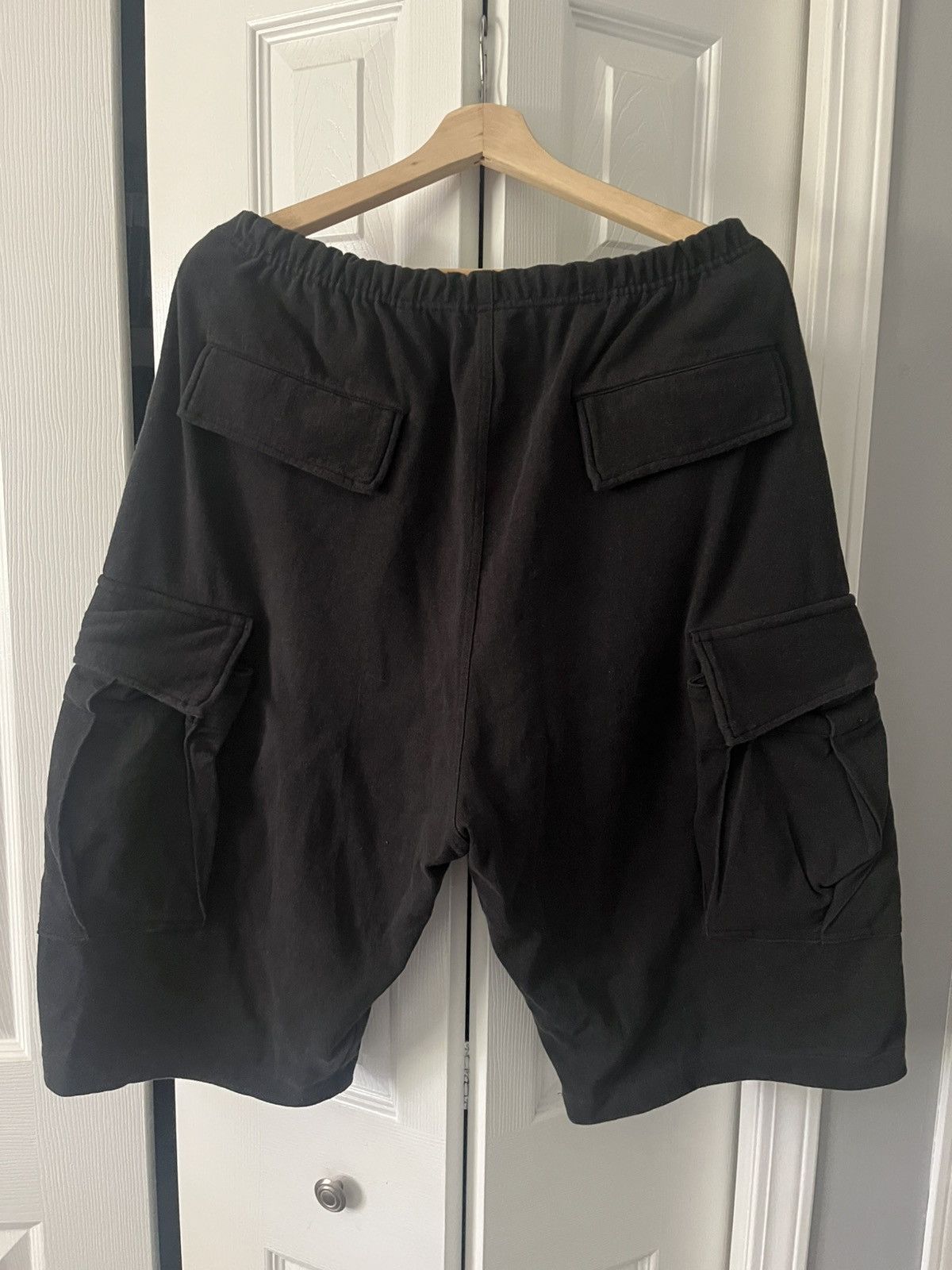 Comoli Cargo shorts Size US 33 - 2 Thumbnail