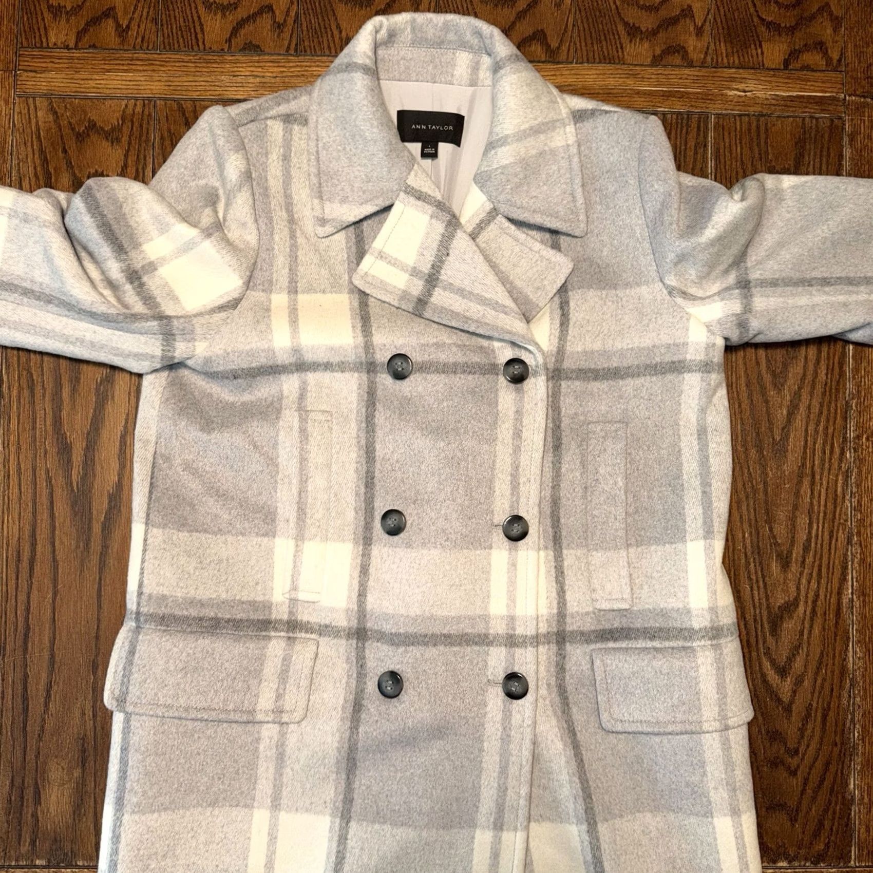 Ann Taylor VINTAGE: No Ann Taylor Coat Trench Wool Blend Plaid Gray Long Belted Buttoned Fully Lined Size L Womens Size L / US 10 / IT 46 - 3 Thumbnail