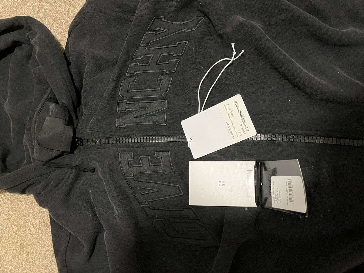 Givenchy Givenchy zip up hoodie in washed black Size US L / EU 52-54 / 3 - 5 Thumbnail