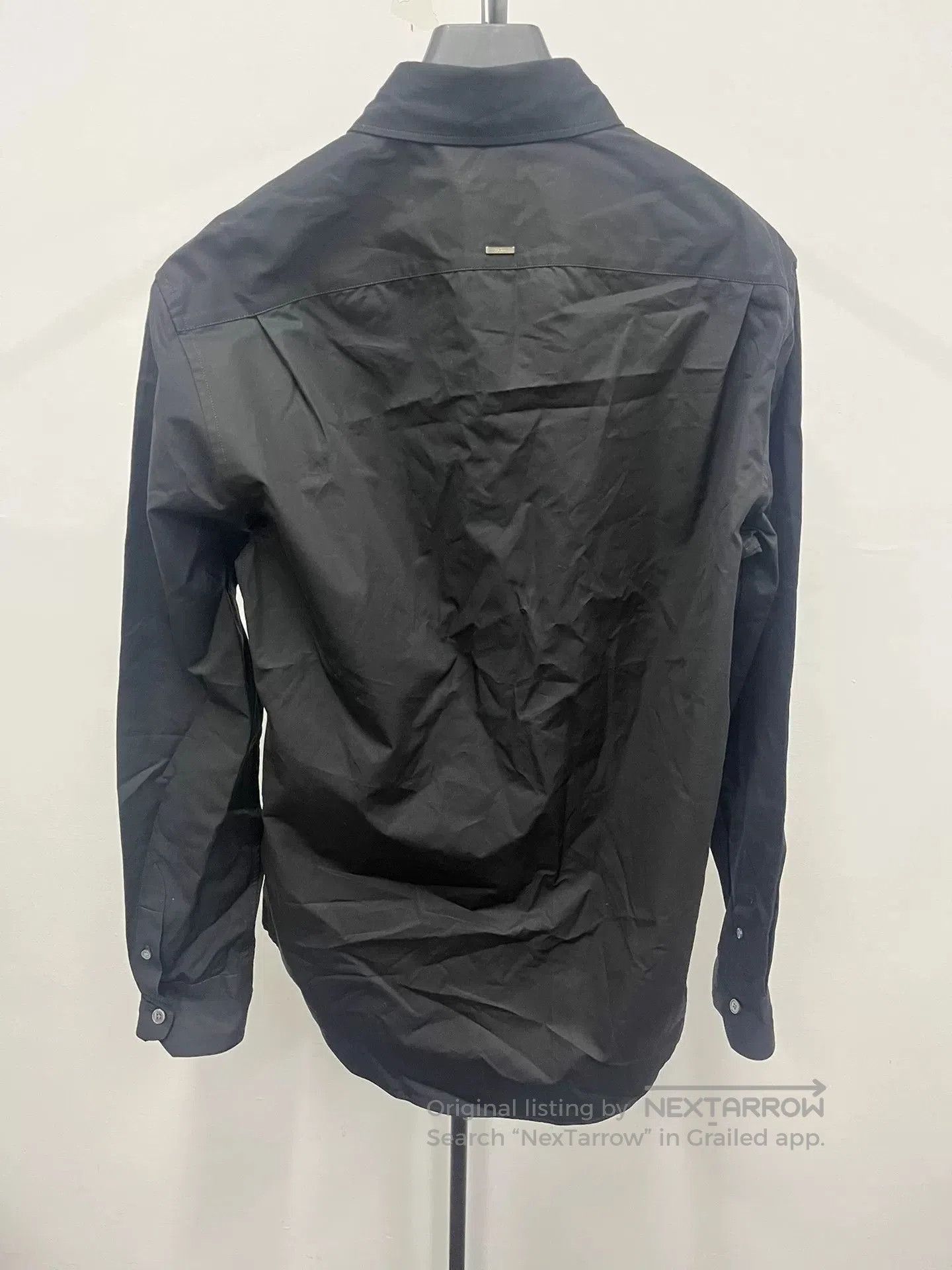 Louis Vuitton louis vuitton regular dna poplin shirt black. Size US S / EU 44-46 / 1 - 2 Thumbnail