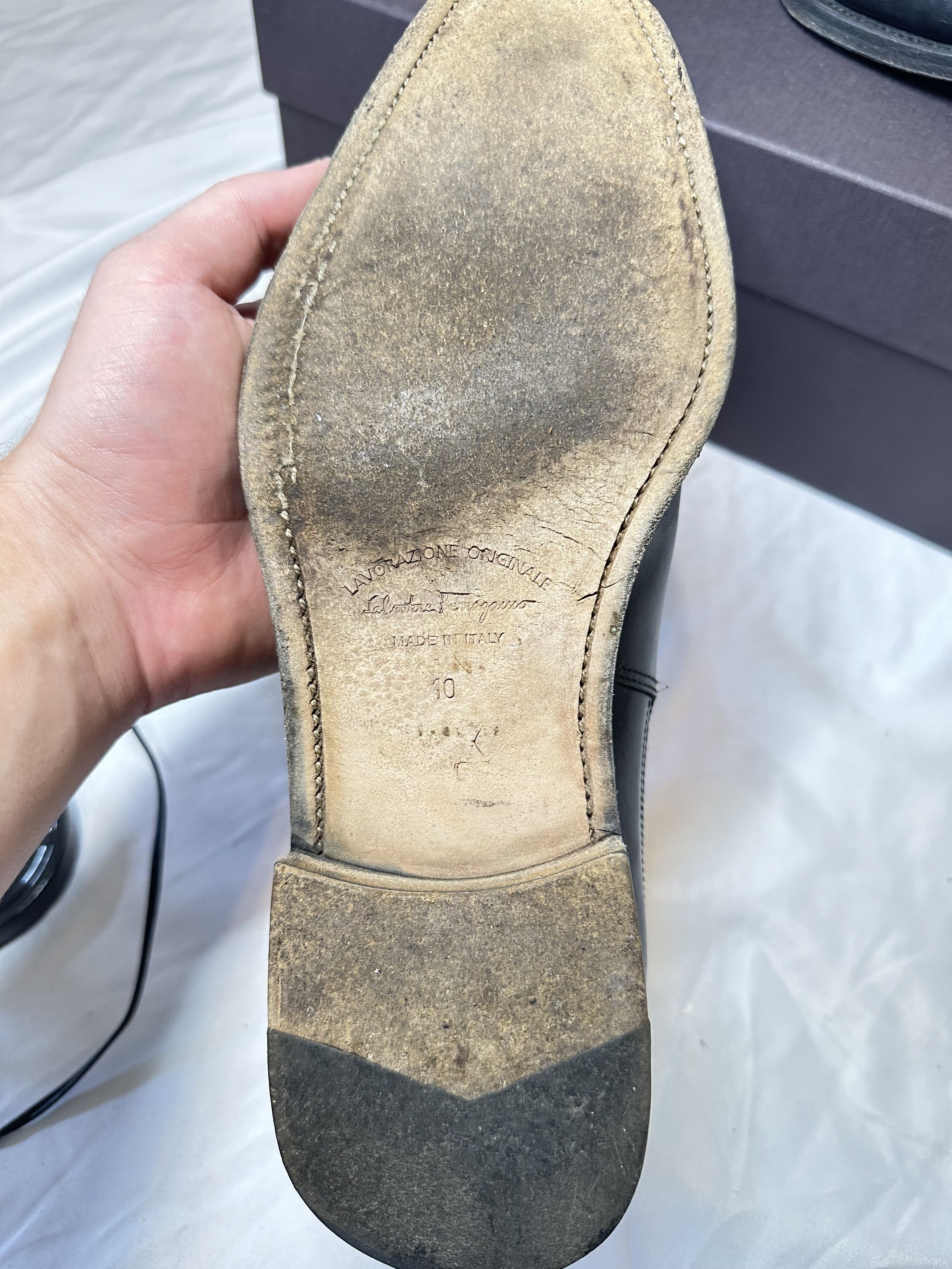 Salvatore Ferragamo Chelsea Boots Size US 10 / EU 43 - 2 Thumbnail