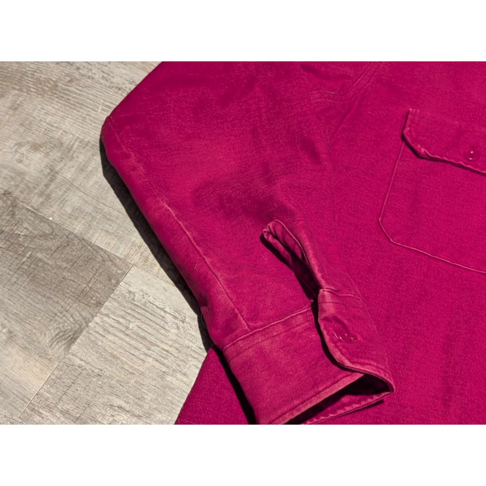 Vintage VINTAGE Frostproof Button-Up Shirt Mens Large Red Chamois Cotton 1970s 80s USA Made Size US L / EU 52-54 / 3 - 4 Thumbnail