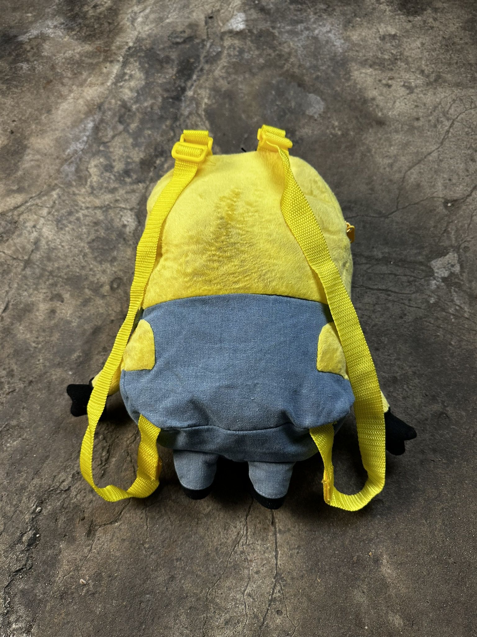 Cartoon Network Vintage Y2k Minion Cartoon Moovie Backpack Size ONE SIZE - 5 Thumbnail