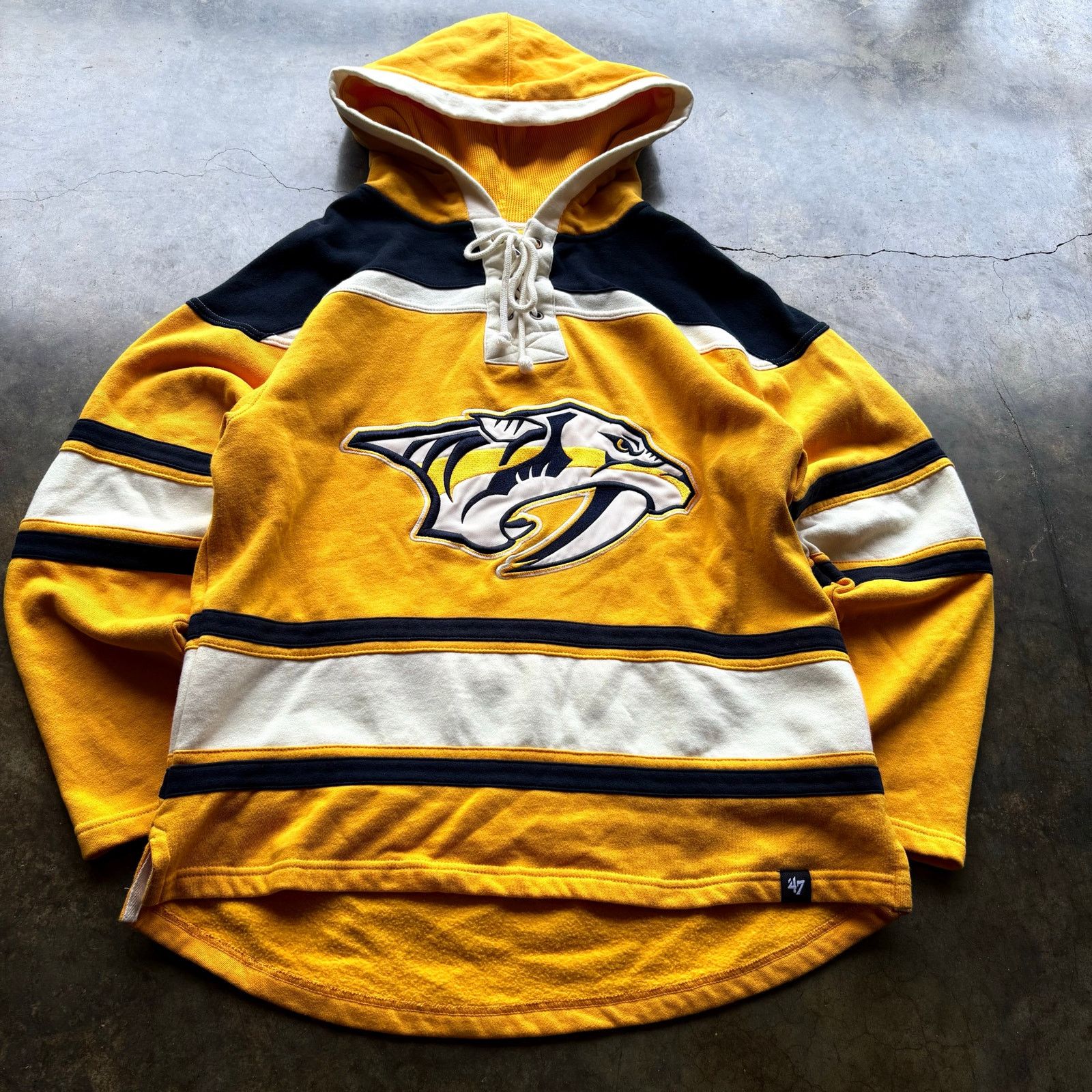 NHL Vintage Nashville Predators NHL Hockey Jersey Sweatshirt Size US M / EU 48-50 / 2 - 2 Thumbnail