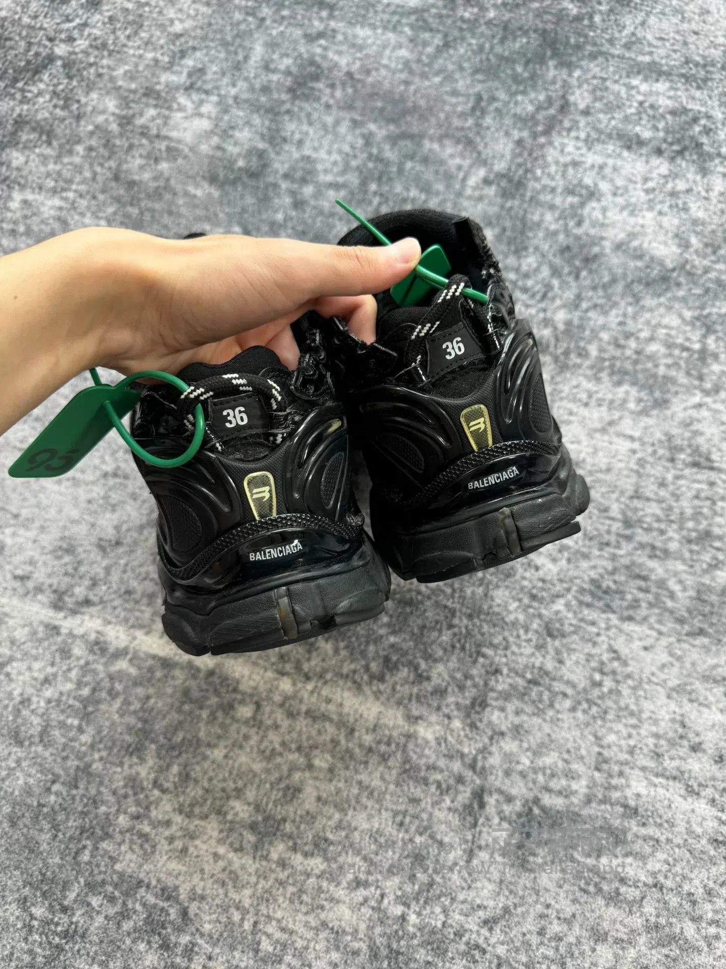 Balenciaga Balenciaga Black Distressed Runner Sneakers. Size US 5 / IT 35 - 5 Thumbnail