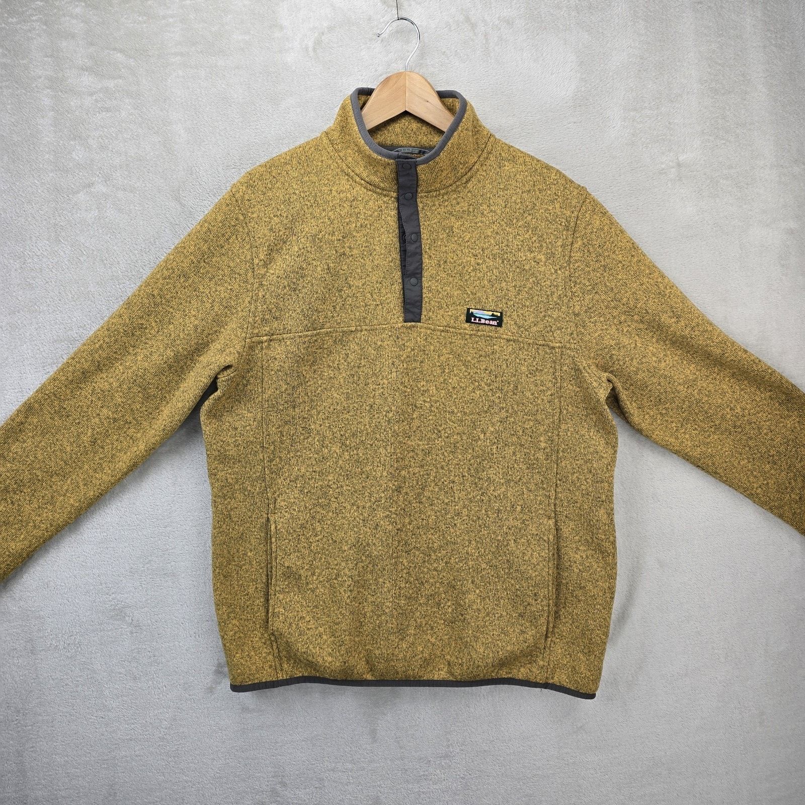 L.L. Bean LL Bean Sweater Fleece Large 1/4 Snap Slightly Fitted Size US L / EU 52-54 / 3 - 2 Thumbnail