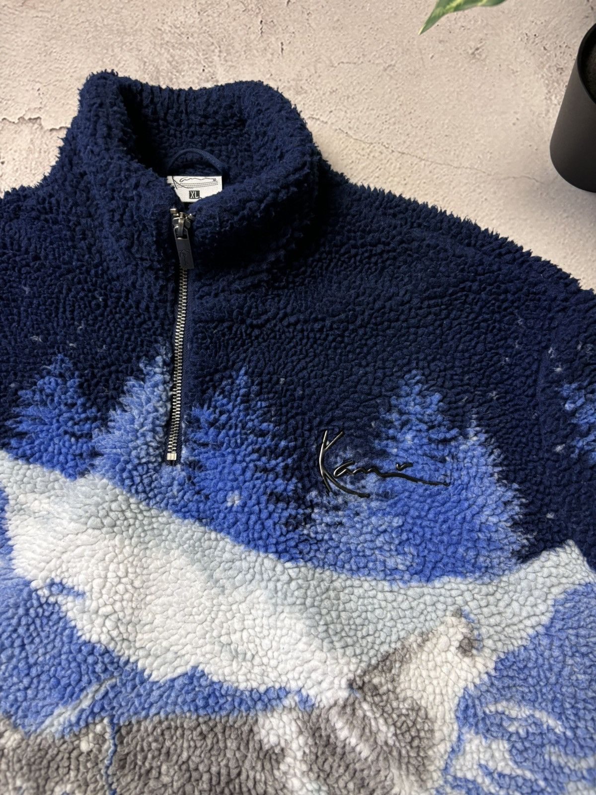 Karl Kani Karl Kani METAL SIGNATURE WOLF TEDDY TROYER - Fleece jumper Size US XL / EU 56 / 4 - 2 Thumbnail